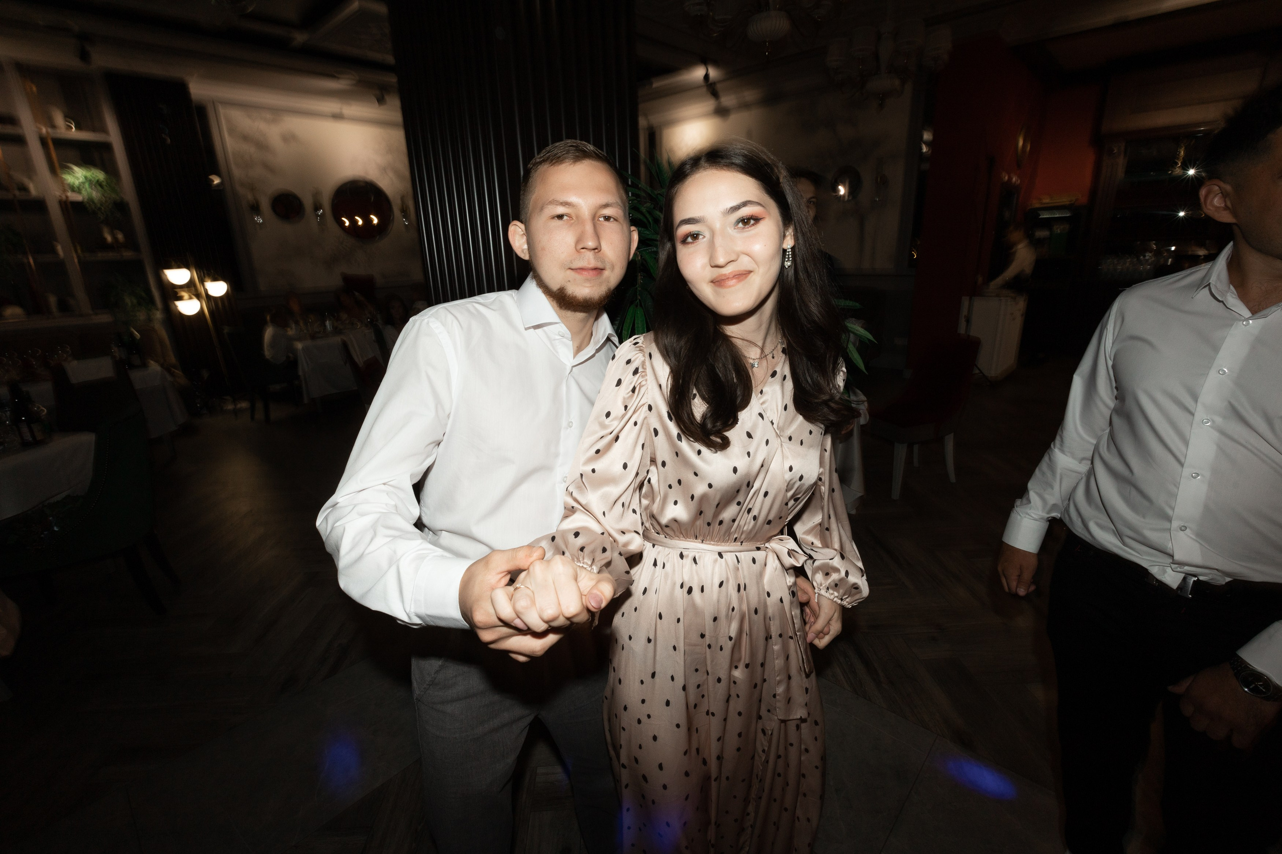 Свадебный фотограф Уфа — Руслан ГабдлисламовЖивые эмоции, красивые кадры, воспоминания на всю жизнь.Работаю по всей Республике Башкортоста. Свадебный фотограф Уфа Руслан Габдлисламов