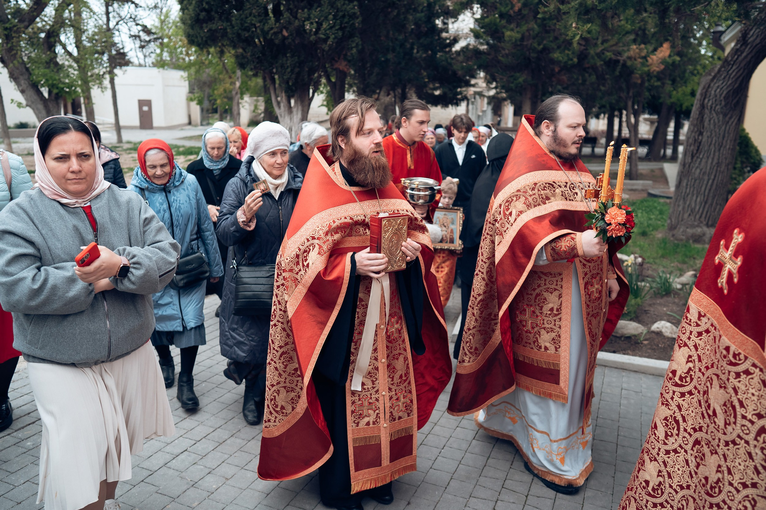 Богослужение на Светлой седмице в Херсонесском монастыре г. Севастополь. Церковный фотограф Севастополь