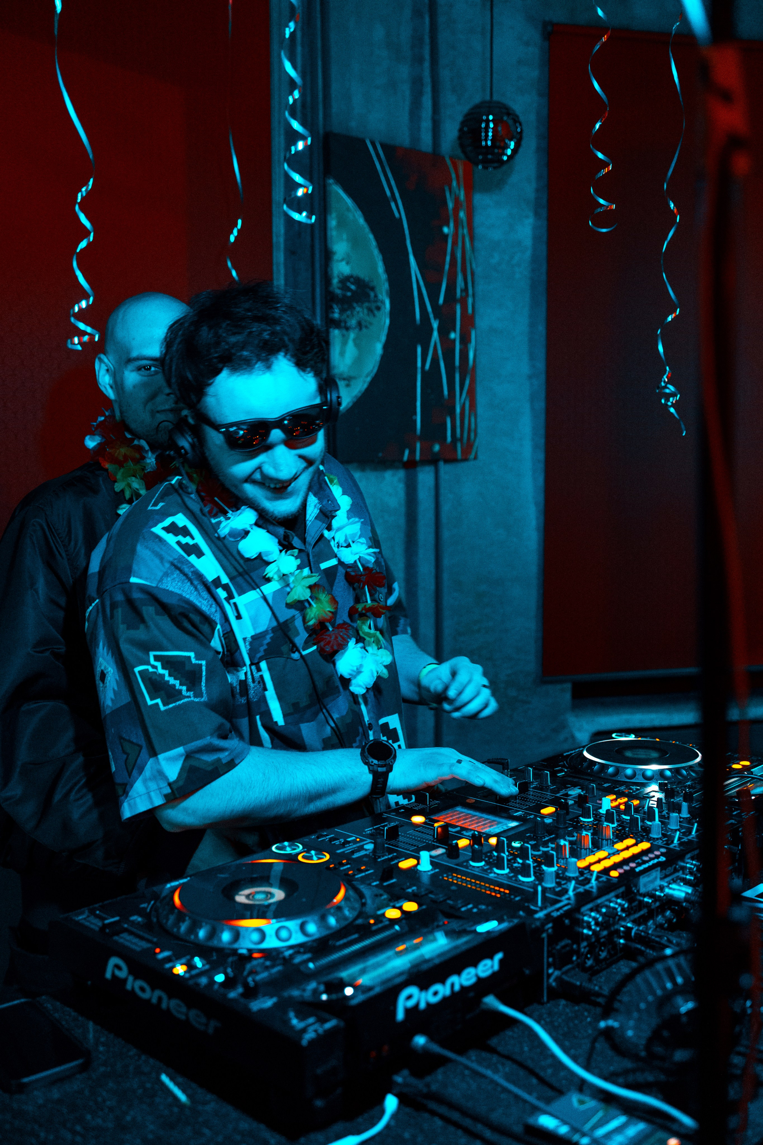 SBROD 009: ЧАЙ С ТОРТИКОМ. SBROD