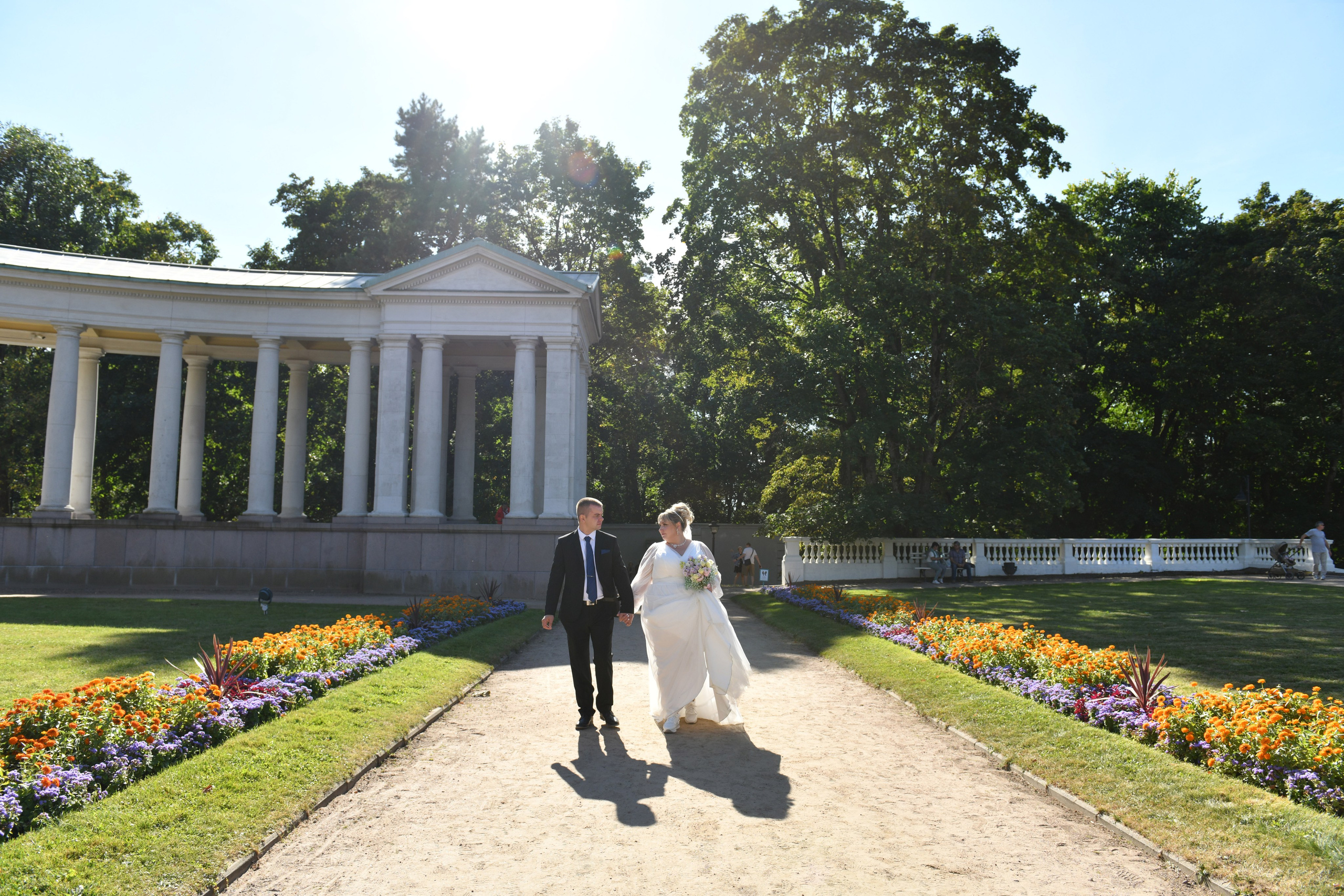 Анастасия и Максим. Регистрация и прогулка в усадьбе Архангельское. Свадебный и портретный фотограф в Москве Галина Борисова