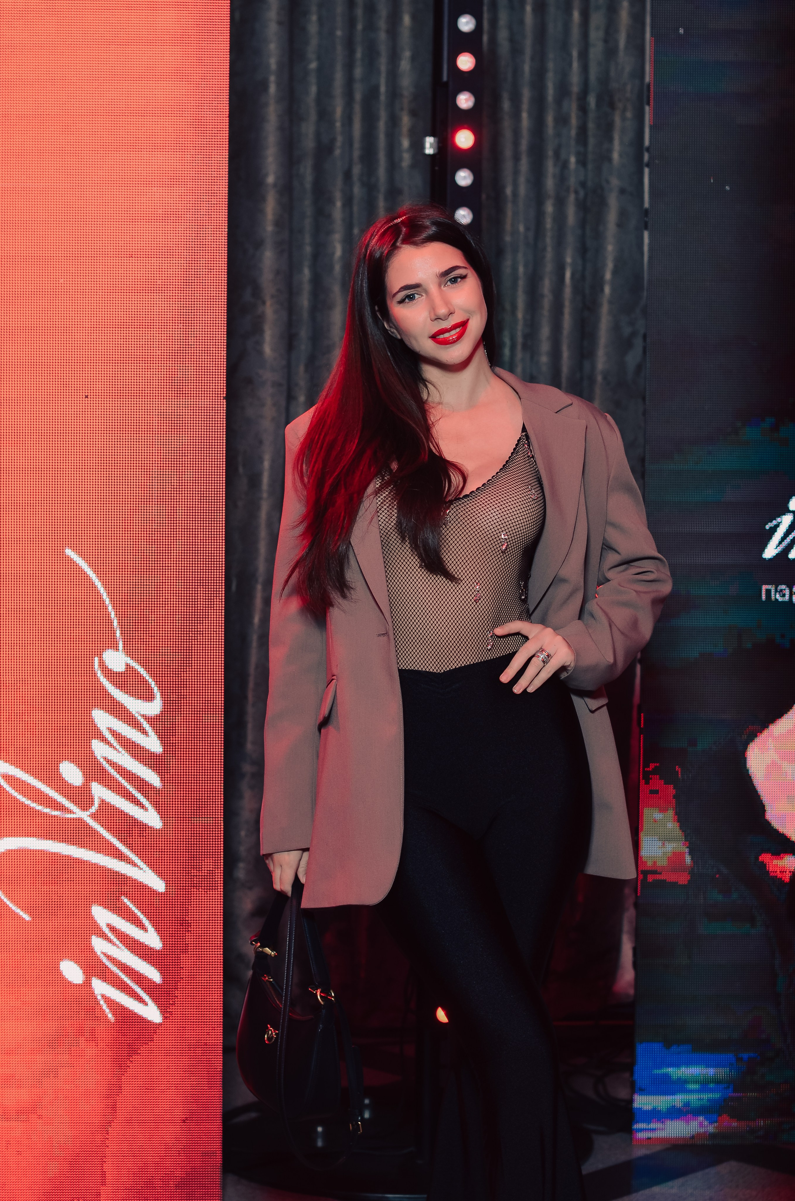 Фоторепортаж танцевального мероприятия. Денисова Аля — фотограф для парных съемок и индивидуальных историй в Барнауле