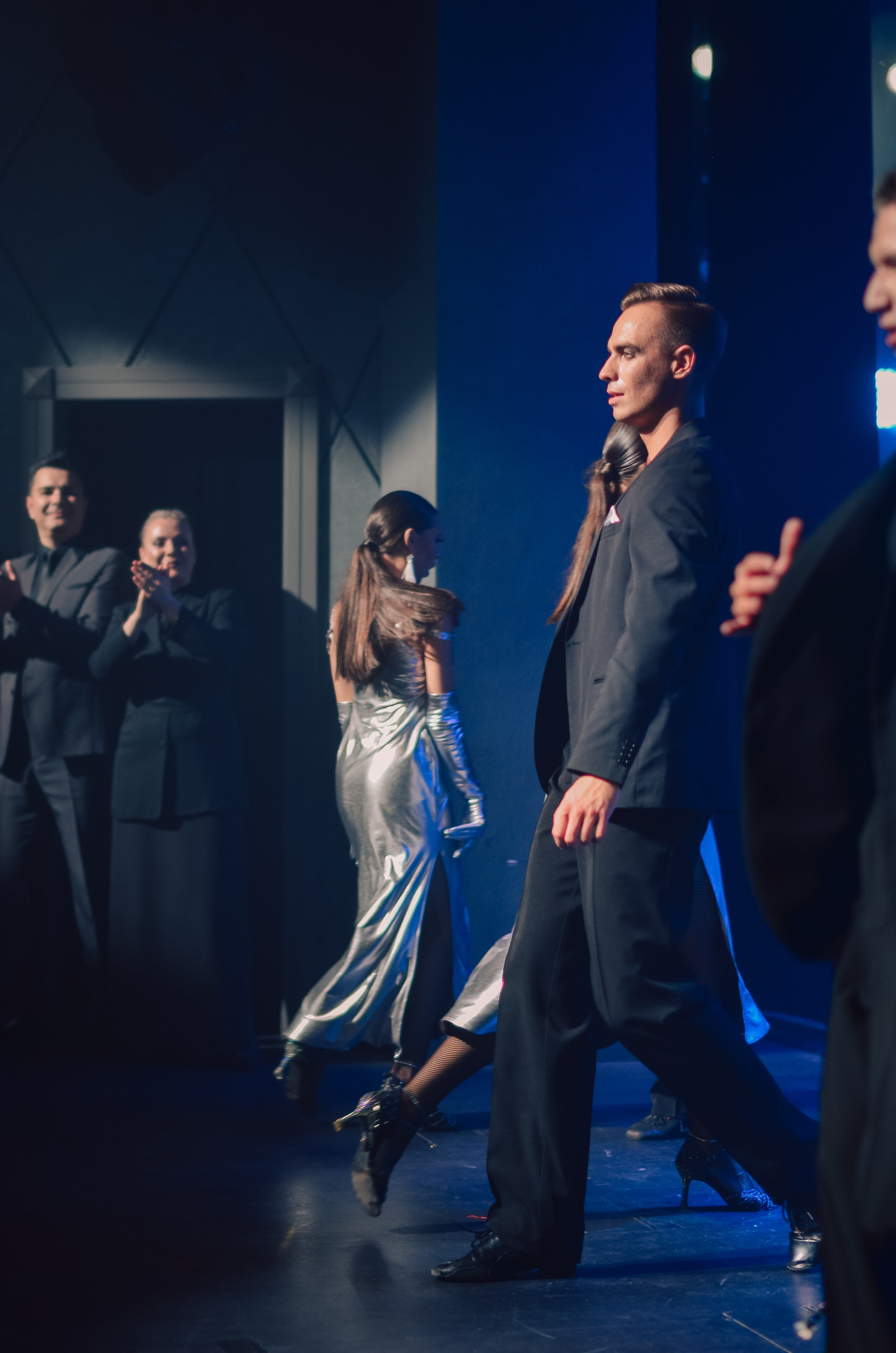 Фоторепортаж танцевального мероприятия. Денисова Аля — фотограф для парных съемок и индивидуальных историй в Барнауле