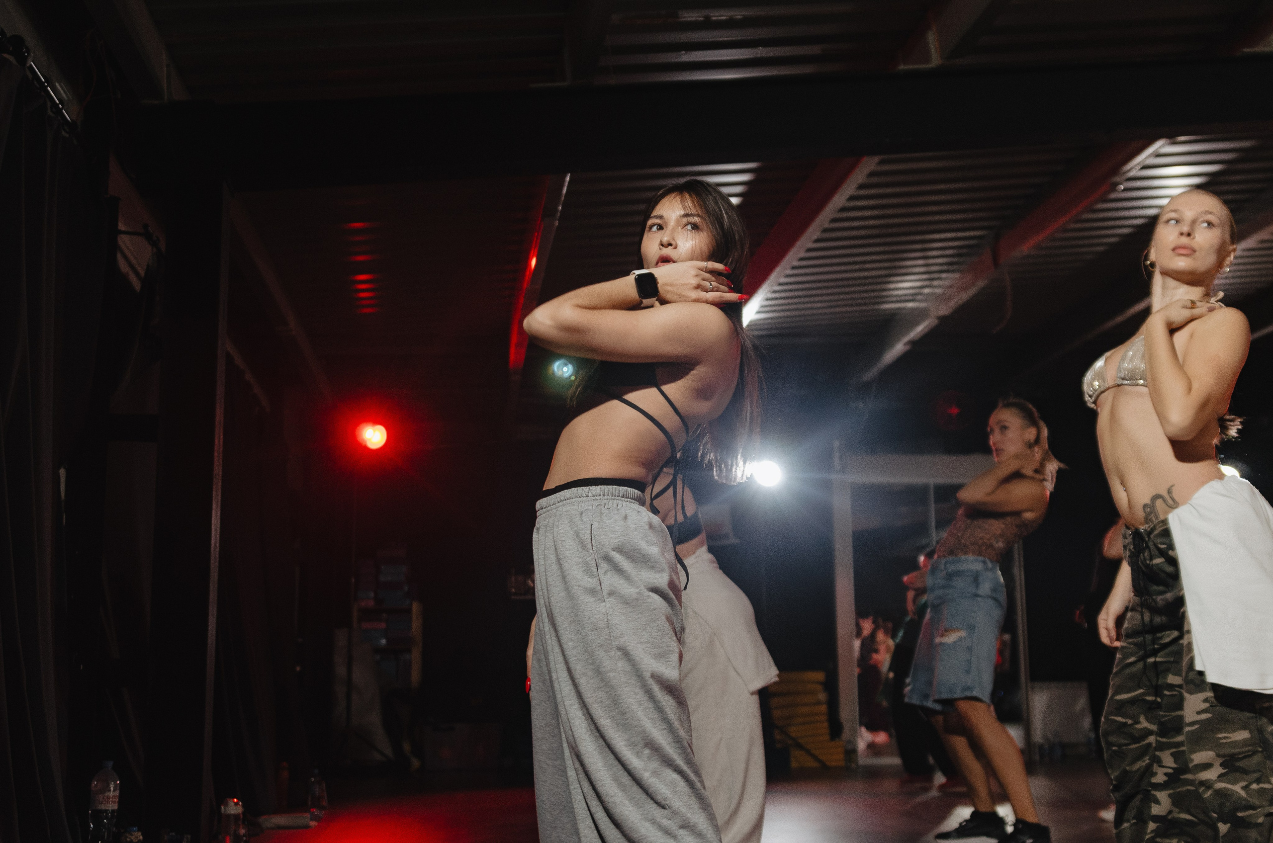 Мастер-классы по High Heels/Girly hip-hop от Оксаны ATTA. Денисова Аля — фотограф для парных съемок и индивидуальных историй в Барнауле