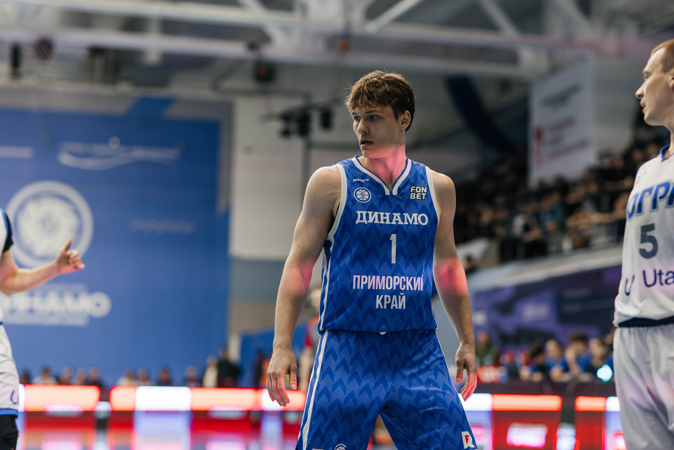 Баскетбол — Динамо. Репортажный и свадебный фотограф во Владивостоке Максим Цой