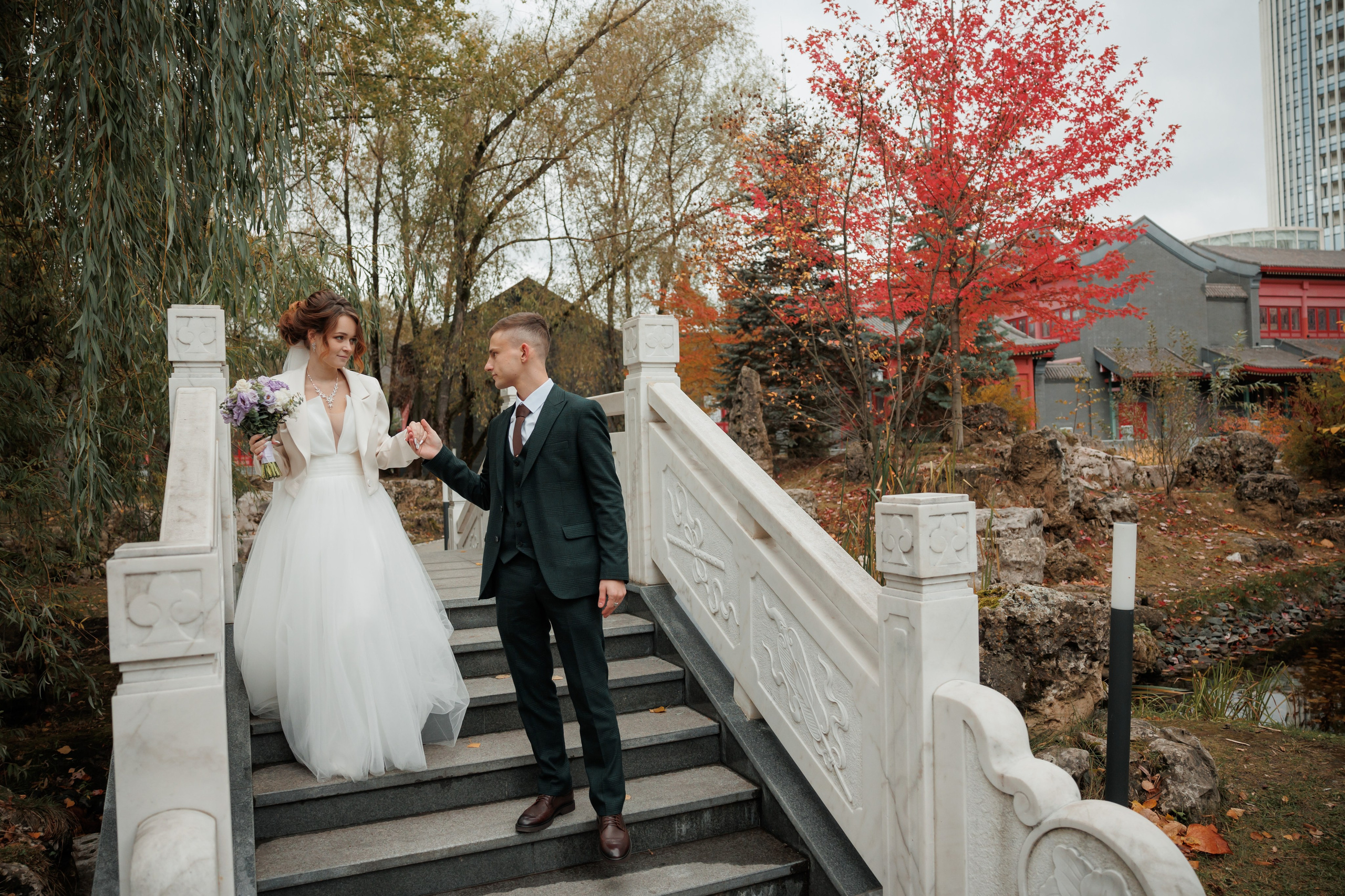 Константин и Дарья, ЗАГС ВДНХ, отель Soluxe, ресторан «Антик». Свадебный и репортажный фотограф (Москва, Королев и другие)