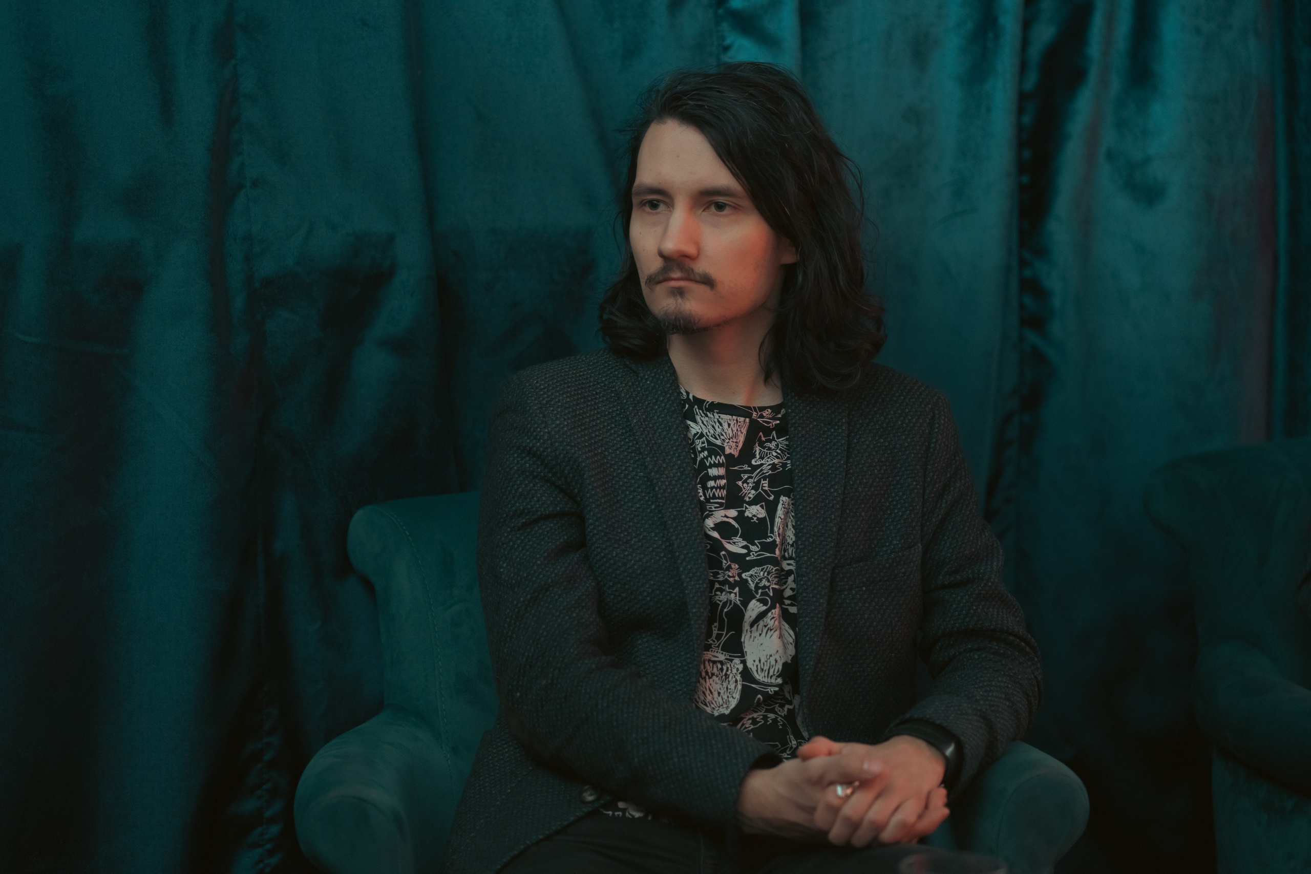 Презентация поэтического сборника. Творческие фотосессии в Москве. Фотоальбом лидера группы ЯЛО