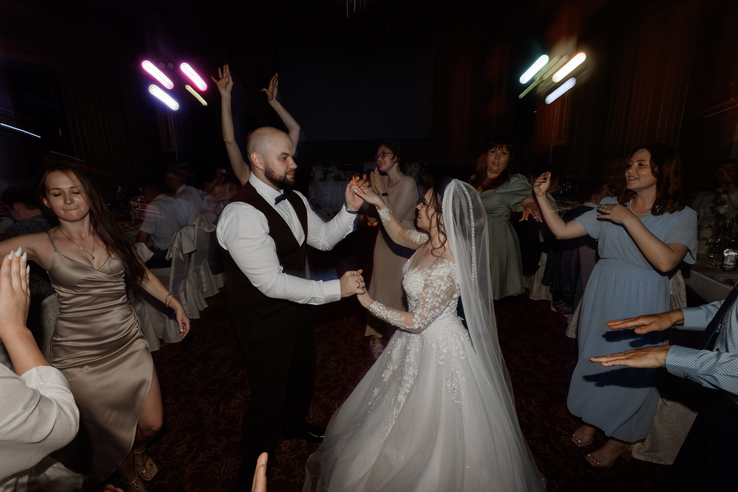 V & D. Свадебный фотограф в г. Астрахань. Так же выезжаю в другие города