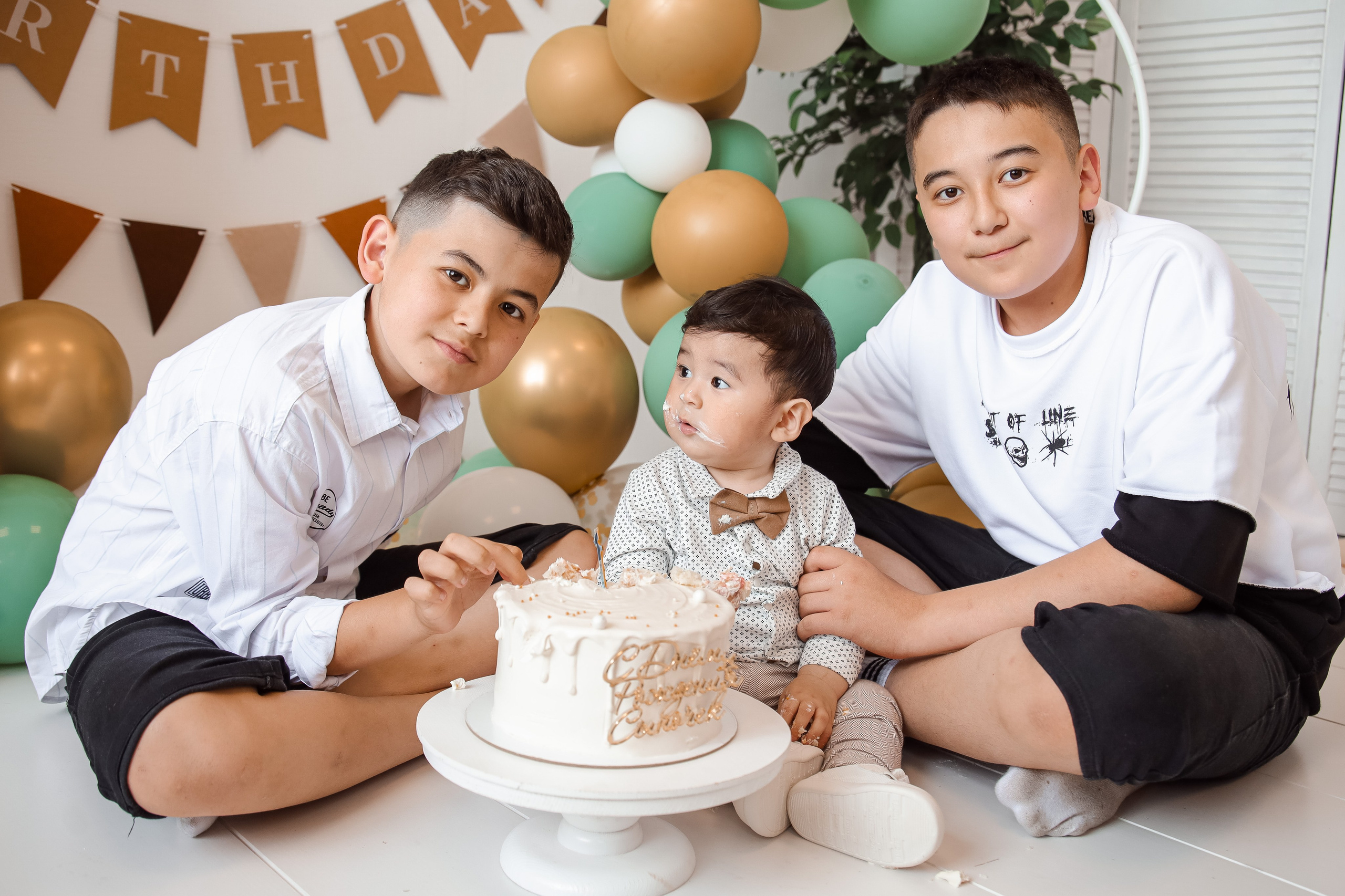 1й Годик Мухаммада. Детский и Семейный фотограф в Санкт-Петербурге. Детская Фотостудия «FAMILY STORY»