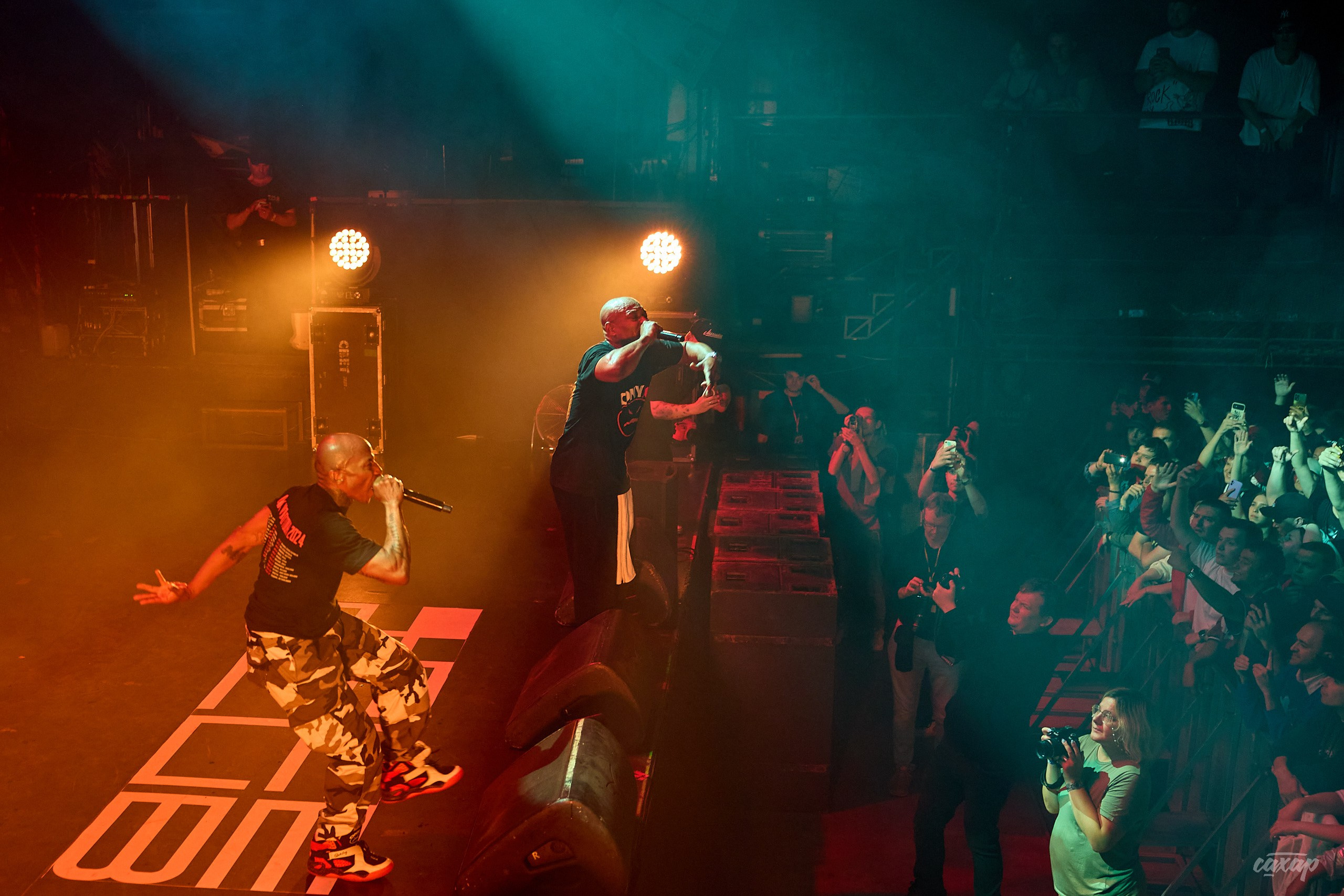 ONYX. Профессиональный фотограф в Екатеринбурге Юра Сахар