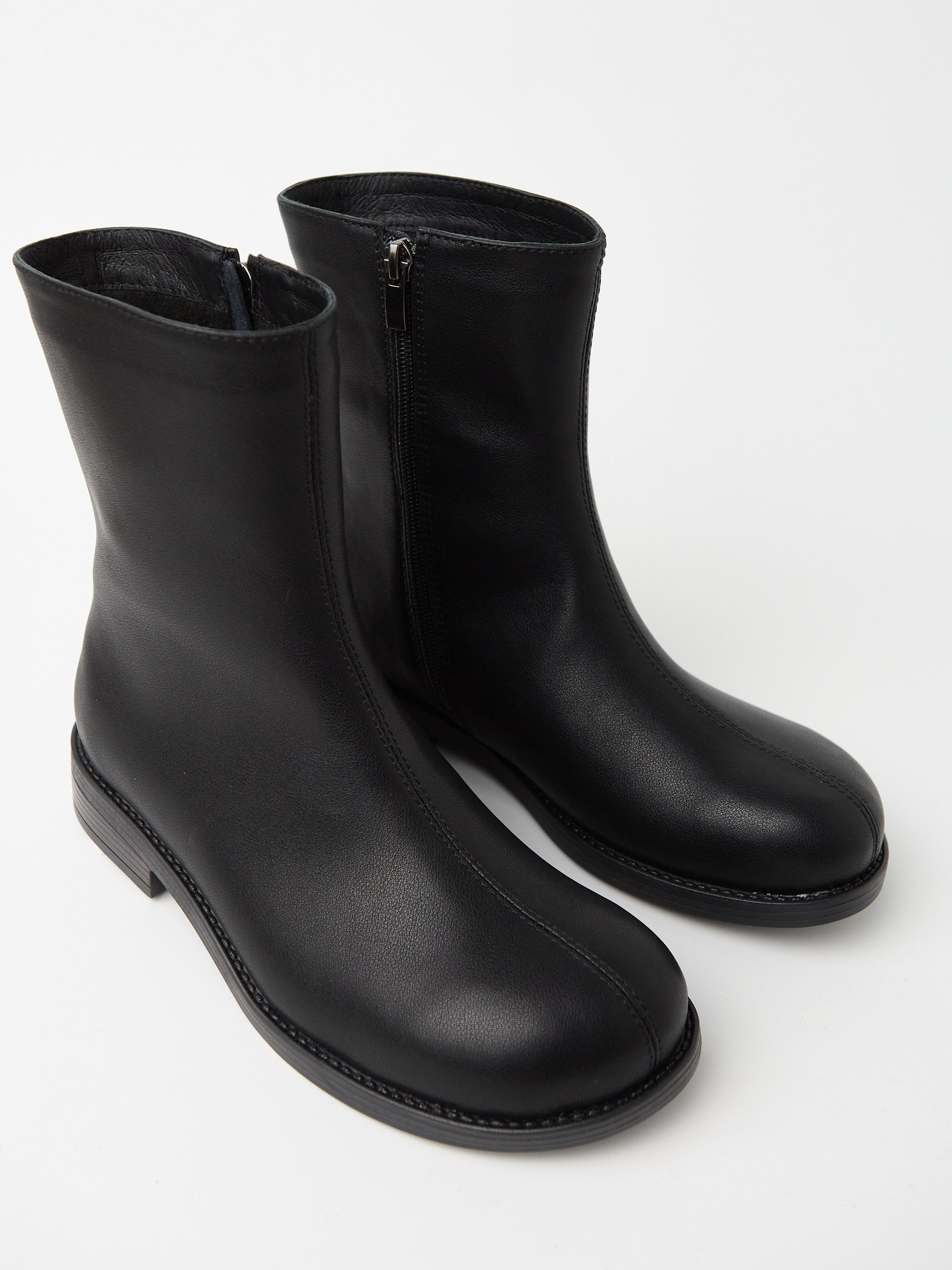 Босоногие сапоги. Продакшен г. Москва Генерация и съемки