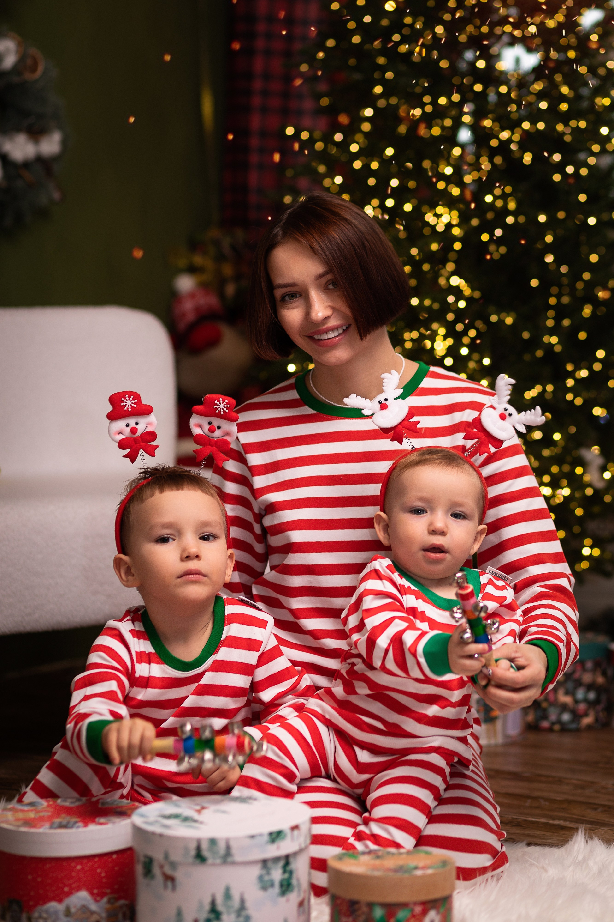 Новый год 2026. ФОТОГРАФ НА ГОДИК, БЕРЕМЕННОСТИ, НОВОРОЖДЕННЫХ, КРЕЩЕНИЯ МОСКВА