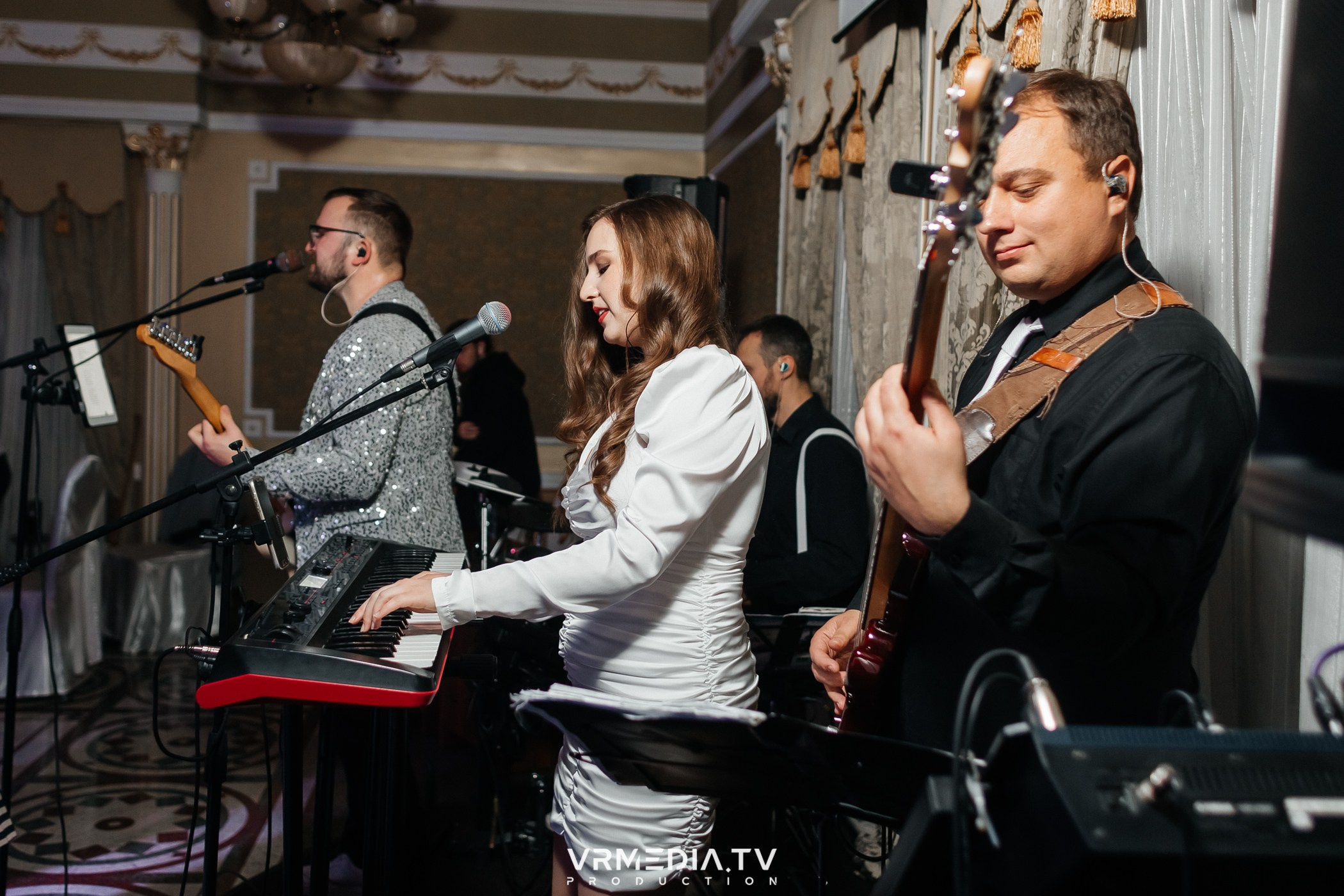 ПЯТНИЦА ДЛЯ ДРУЗЕЙ в ресторане «Империя»