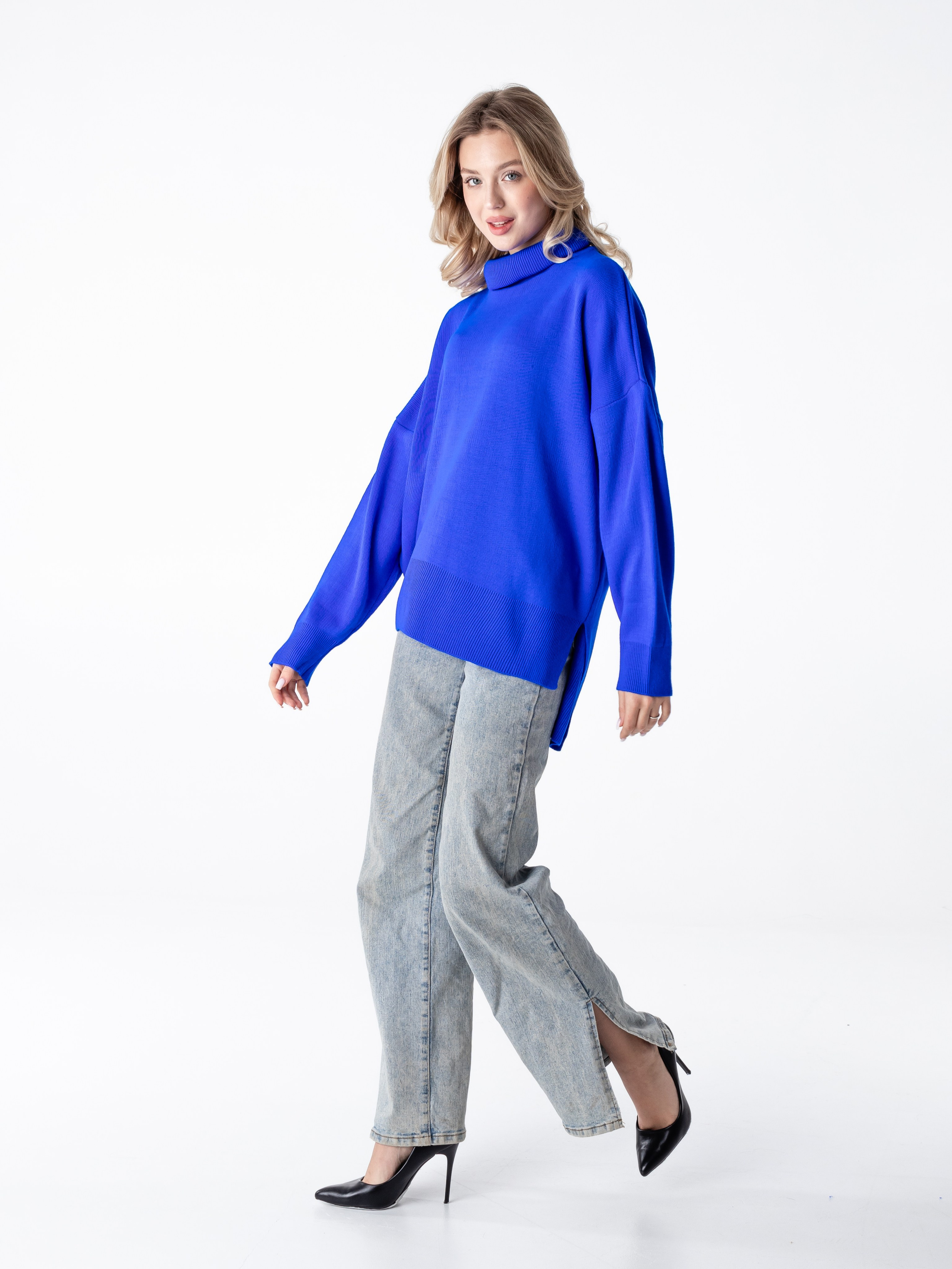 Свитер. Фотограф в Краснодаре Арина Кудряшова