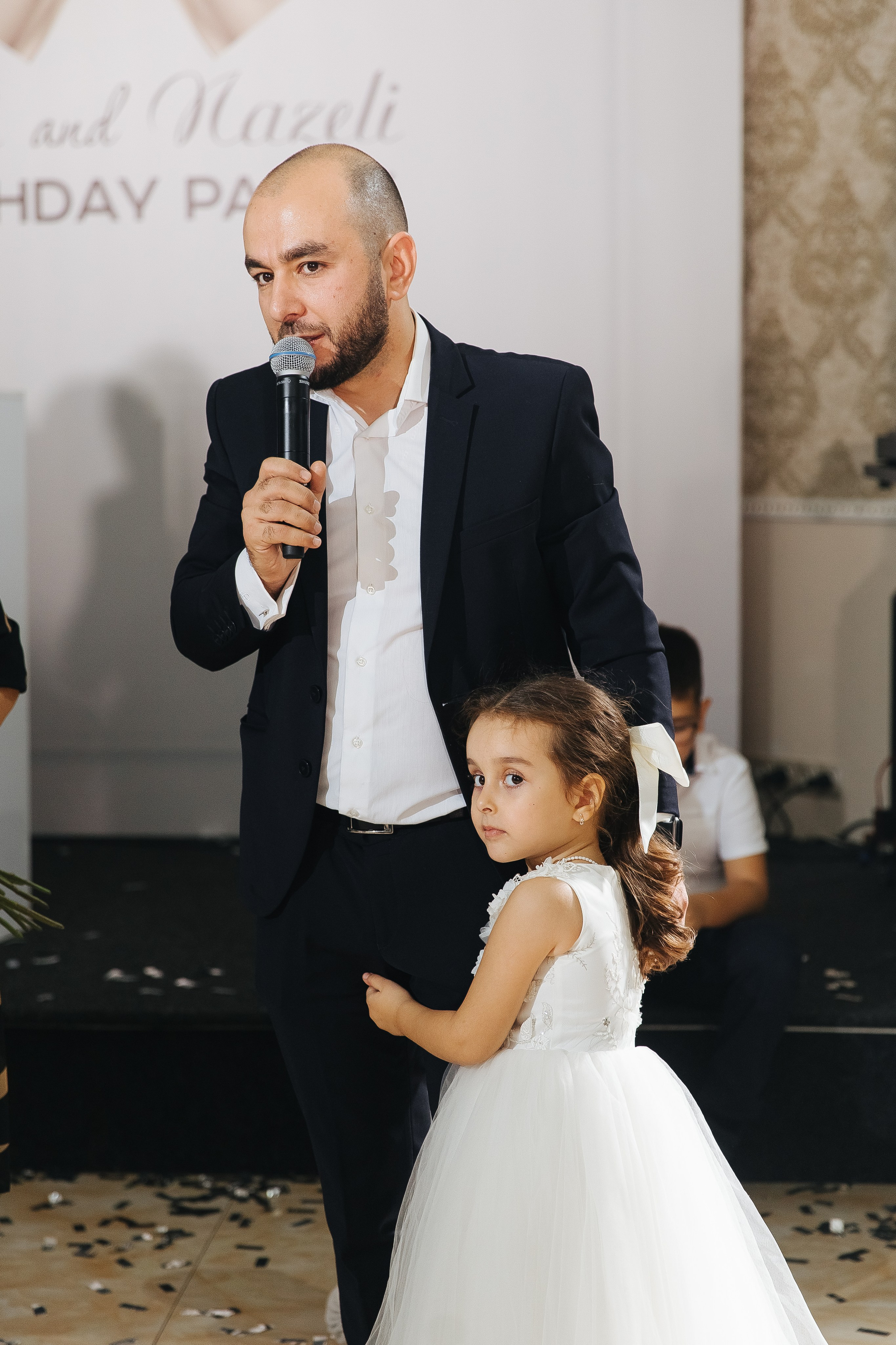 Ани и Назели. 35&5 День рождения, «Янтарь». Фотограф в Красноярске Надежда Воскресенская