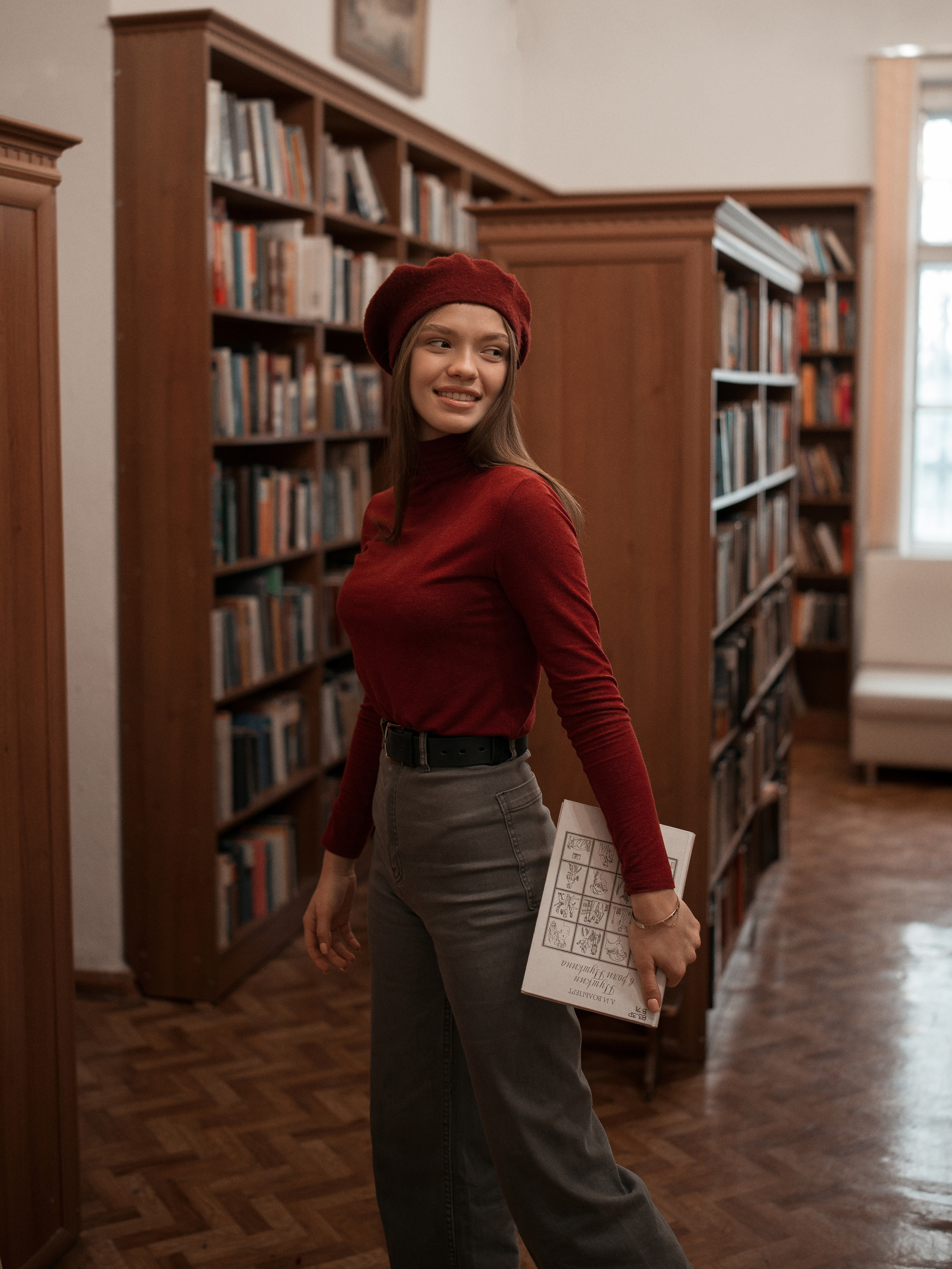 Фототур/фотопутешествие с фотографом по Севастополю/Крыму. Узнать подробности, записаться можно по телефону +79788481042. Информация об услугах - на сайте в разделе "Услуги и цены"