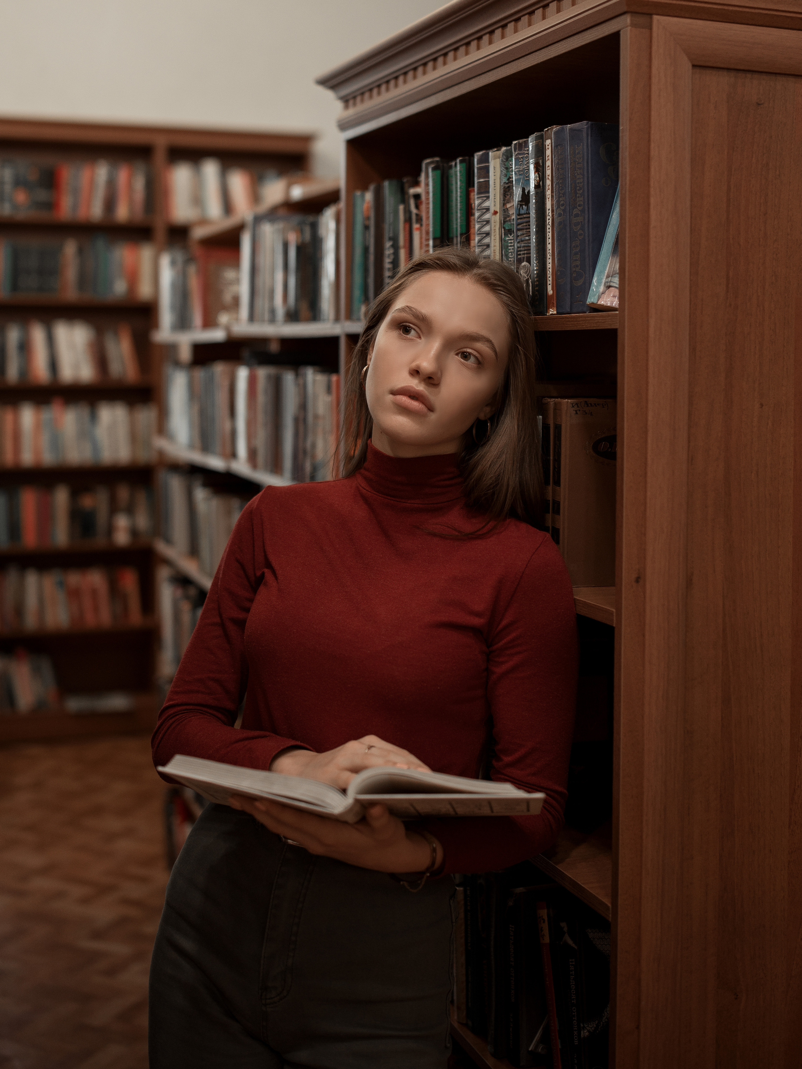 Фотограф молодоженов в Крыму (плюс утро невесты и выкуп, прогулка и банкет). Узнать подробности, записаться можно по телефону +79788481042. Информация об услугах - на сайте в разделе "Услуги и цены"