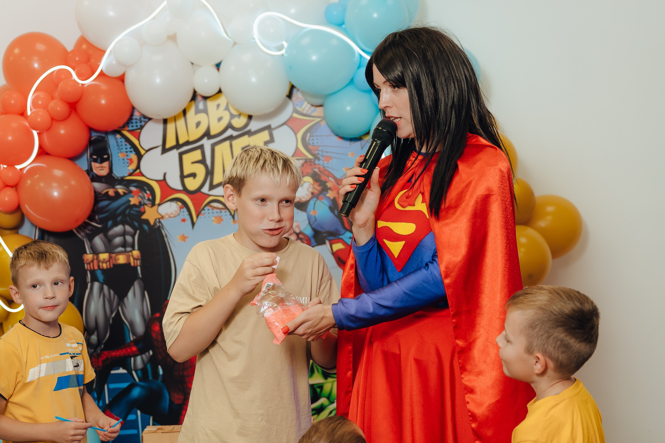 Праздник Льва в Мультифокс. Детский и семейный фотограф Катерина Мишина