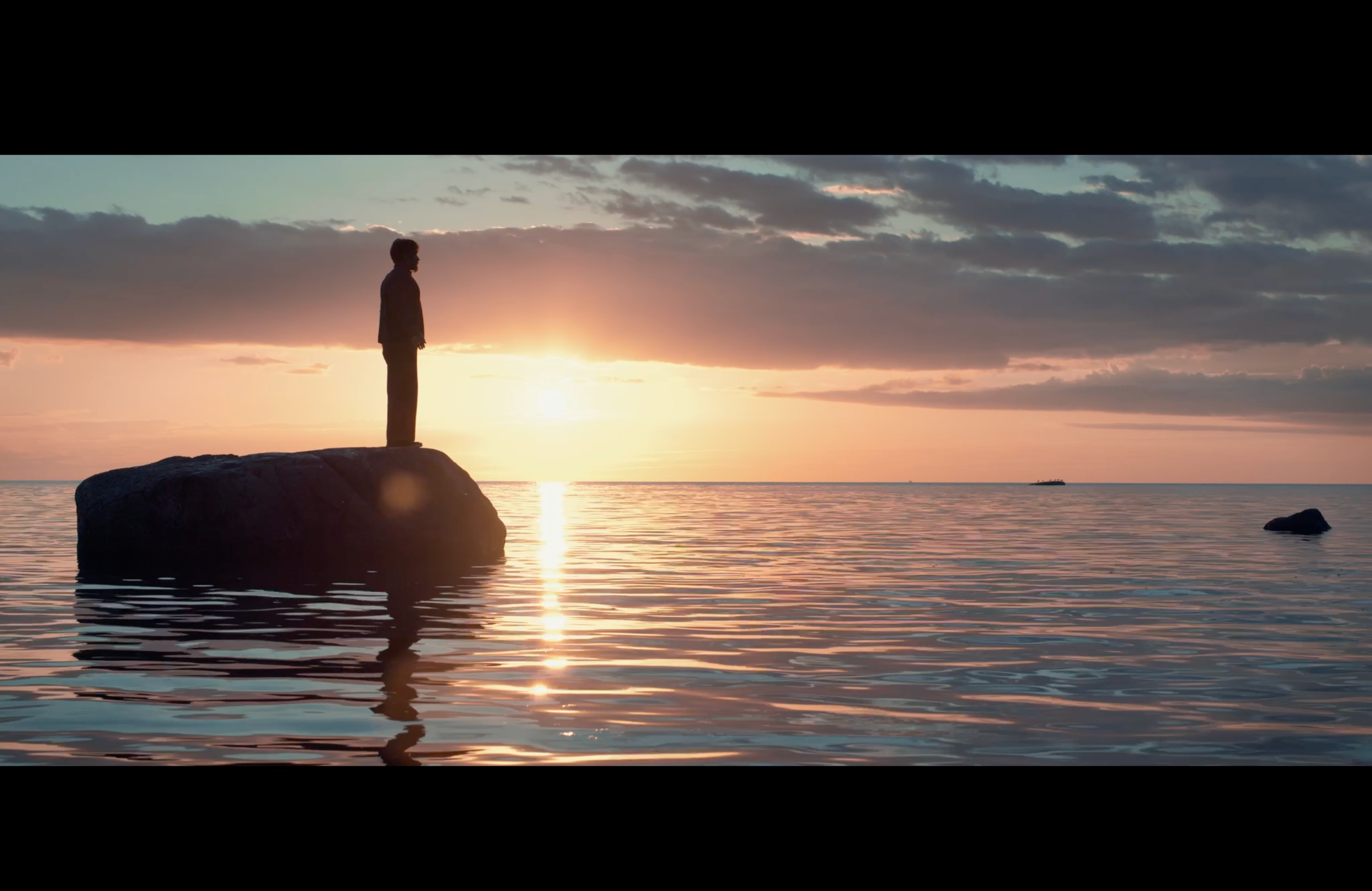 MEET SOMEONE / ВСТРЕТИТЬ ЧЕЛОВЕКА. DOP Yulia Popova