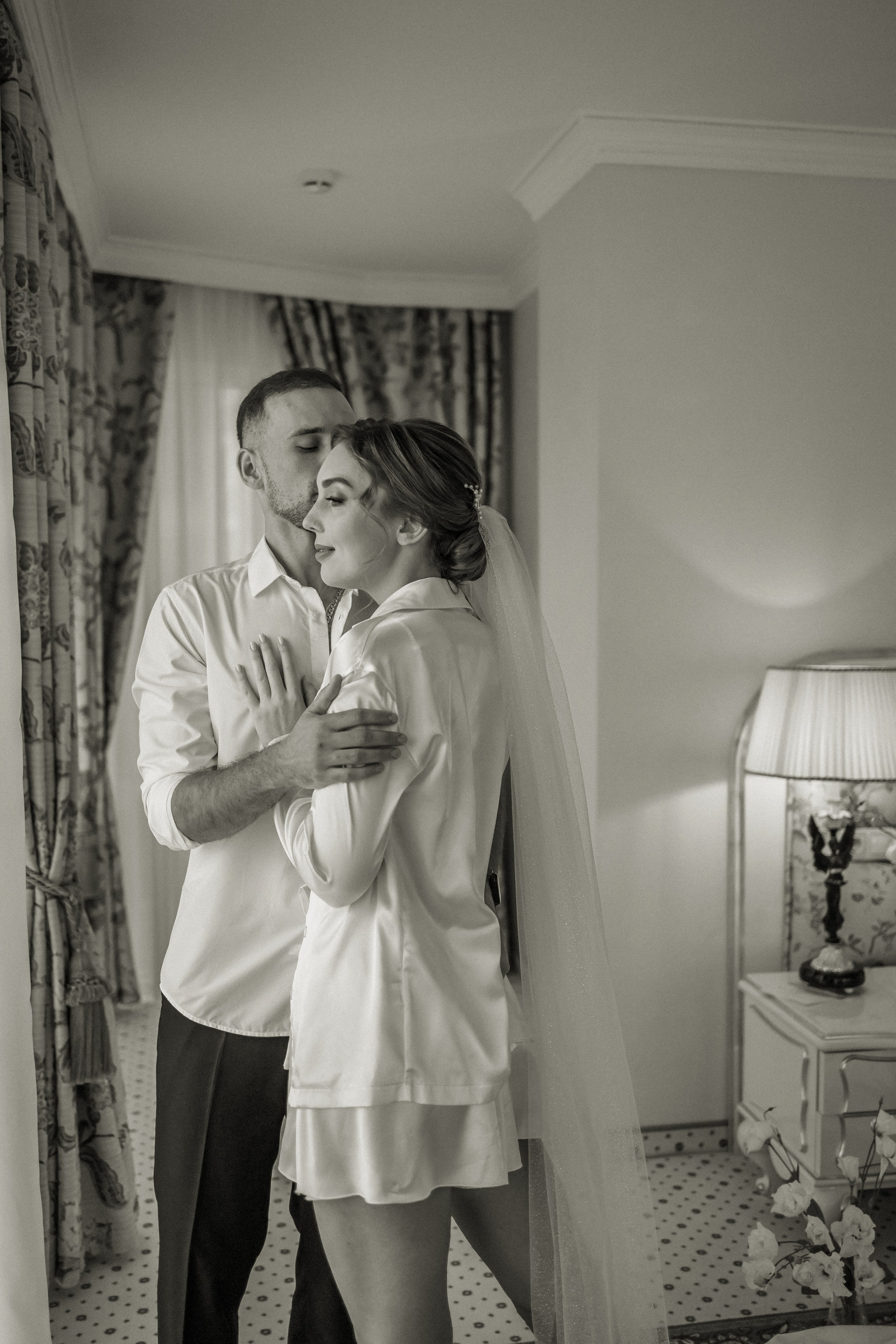 Свадебная прогулка Екатерины и Евгения. Свадебная фотография. Арина Рубах