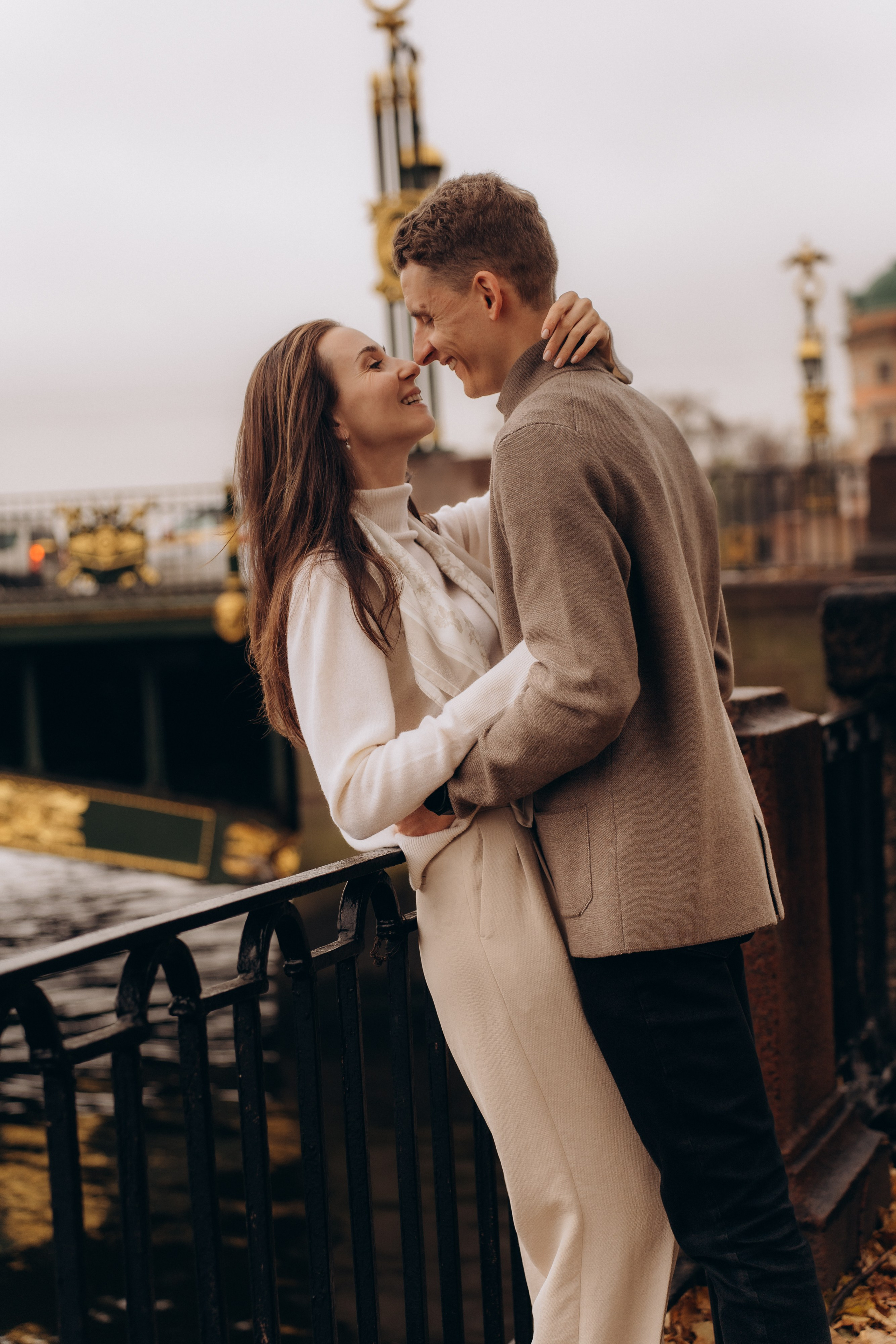 Фотосессия лавстори в Санкт-Петербурге. Семейный и свадебный фотограф в Санкт-Петербурге Соколов| портреты, репортаж, коммерческая съемка