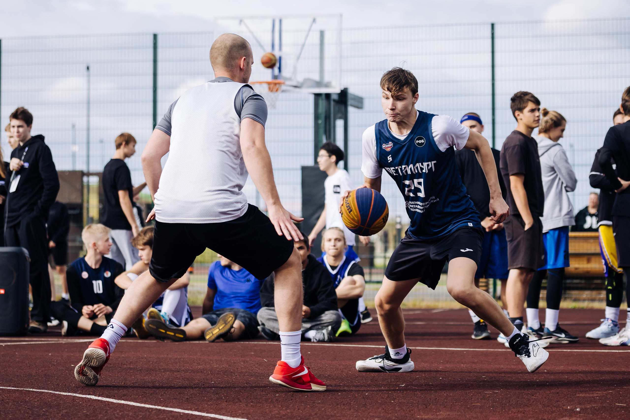 Зов улиц // 21.09.2024. Денис Прохоров Фотограф в г. Магнитогорск