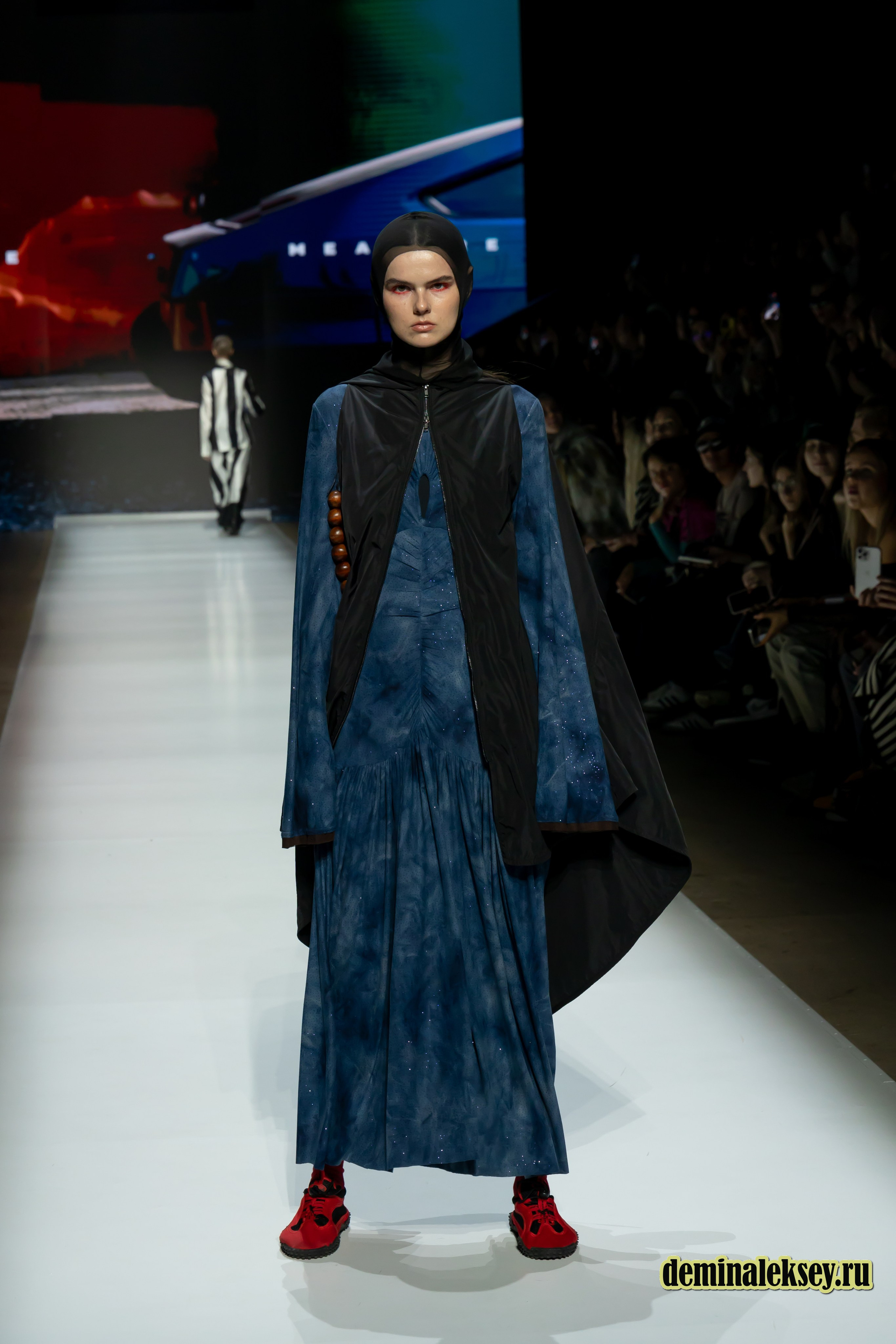 Московская неделя моды 2024 4 октября дизайнер Measure Махачкала. Репортажный, семейный и студийный фотограф в Москве Демин Алексей