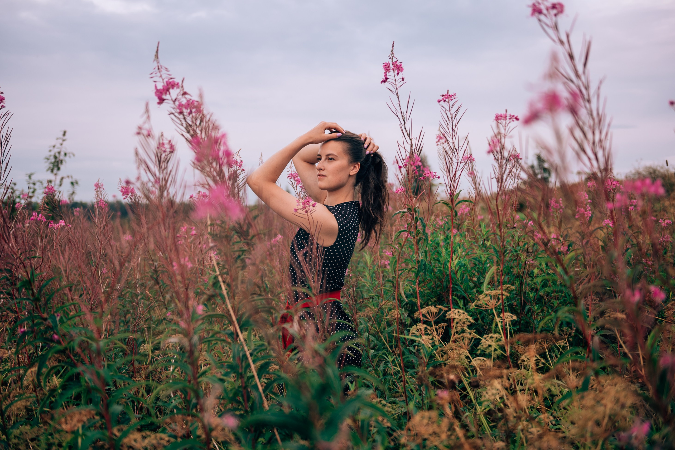 В полях Иван-чая. Свадебный и семейный фотограф София Невская