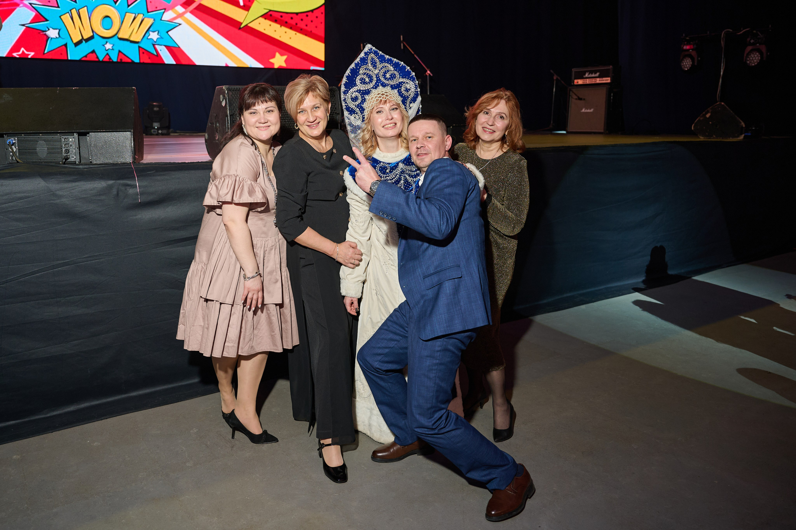 С Новым годом в стиле 2000х. Фотограф в Самаре