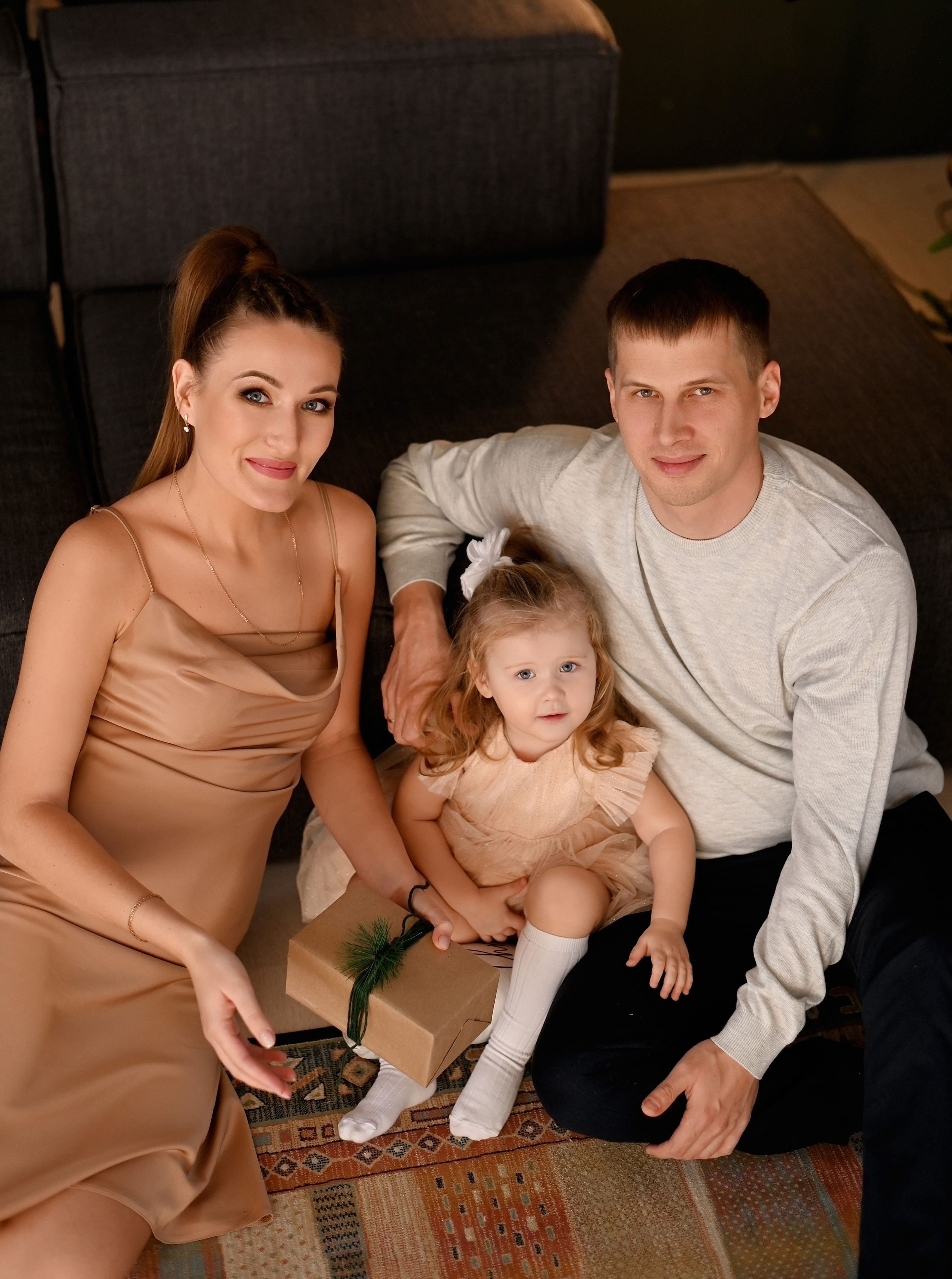 Маленькая шкода и ее родители. Свадебный и семейный фотограф в Самаре Головань Наталья