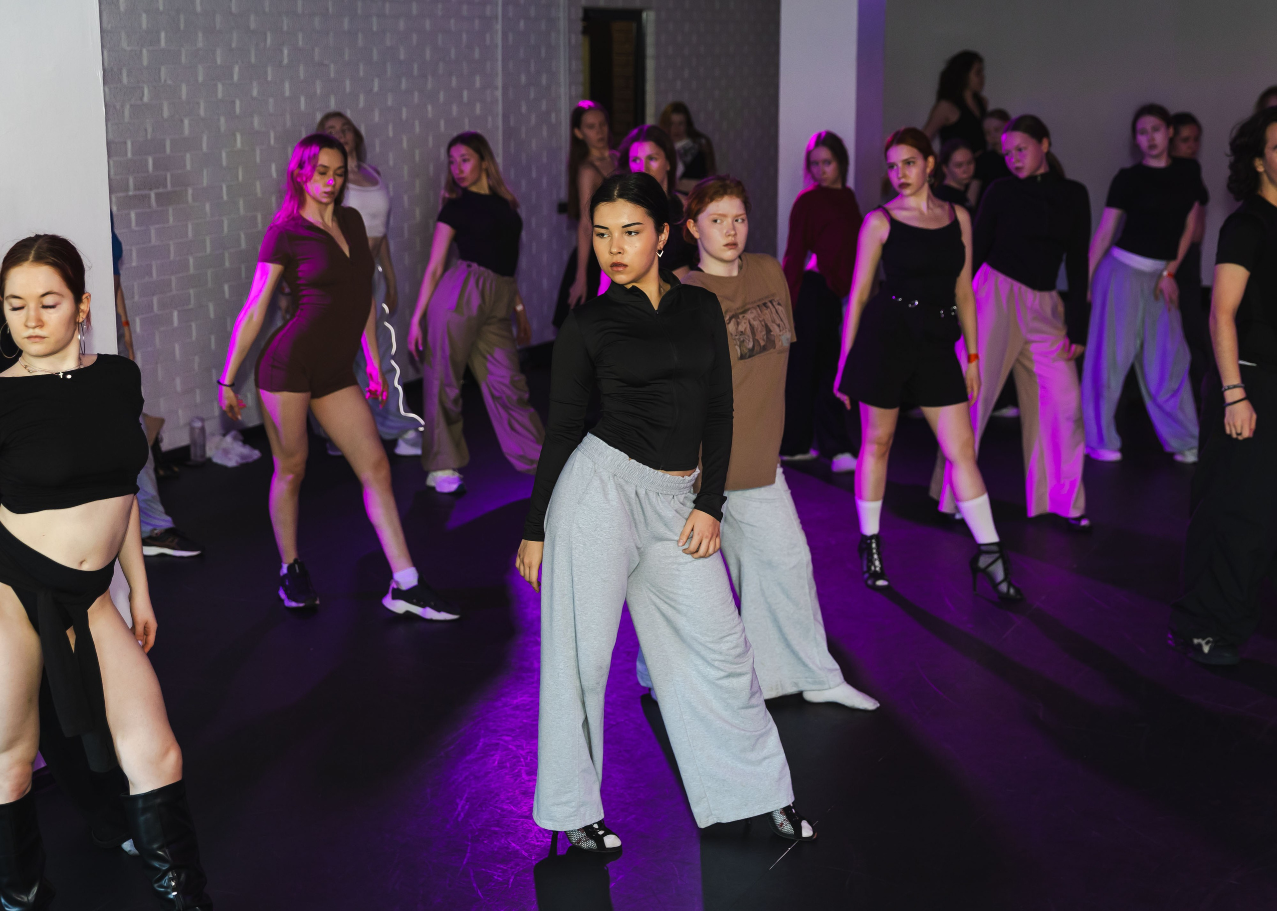 16.03.2025 Step By Step. ФОТОГРАФ ВИНОГРАДОВА ДАРЬЯ