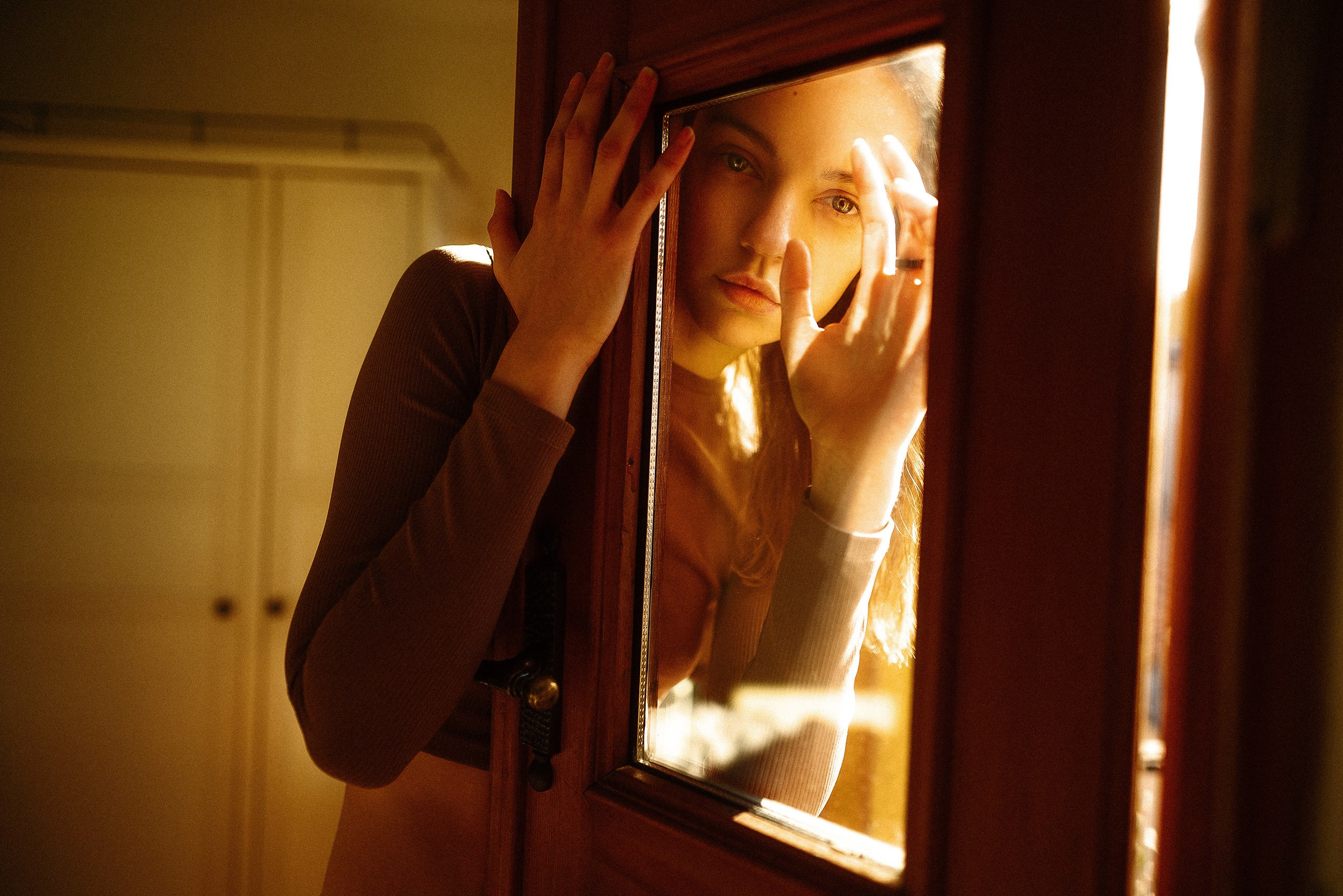 Olya. Максим Густарев — фотограф