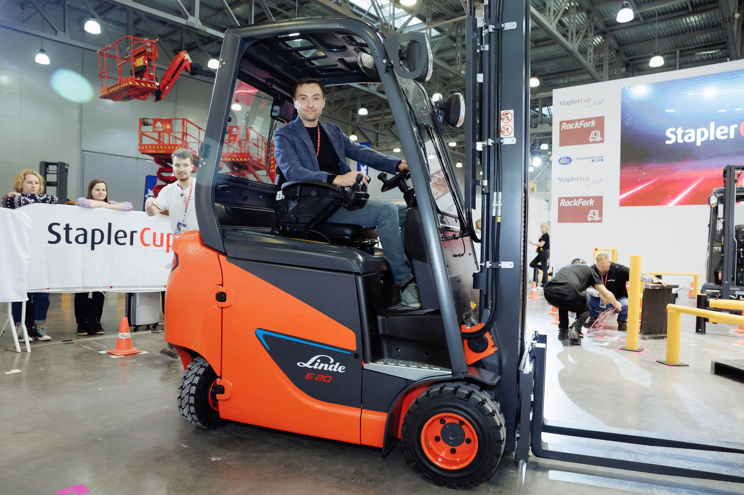 Stapler cup (Крокус экспо). Репортажный фотограф на мероприятие в Москве Алексей Терентьев
