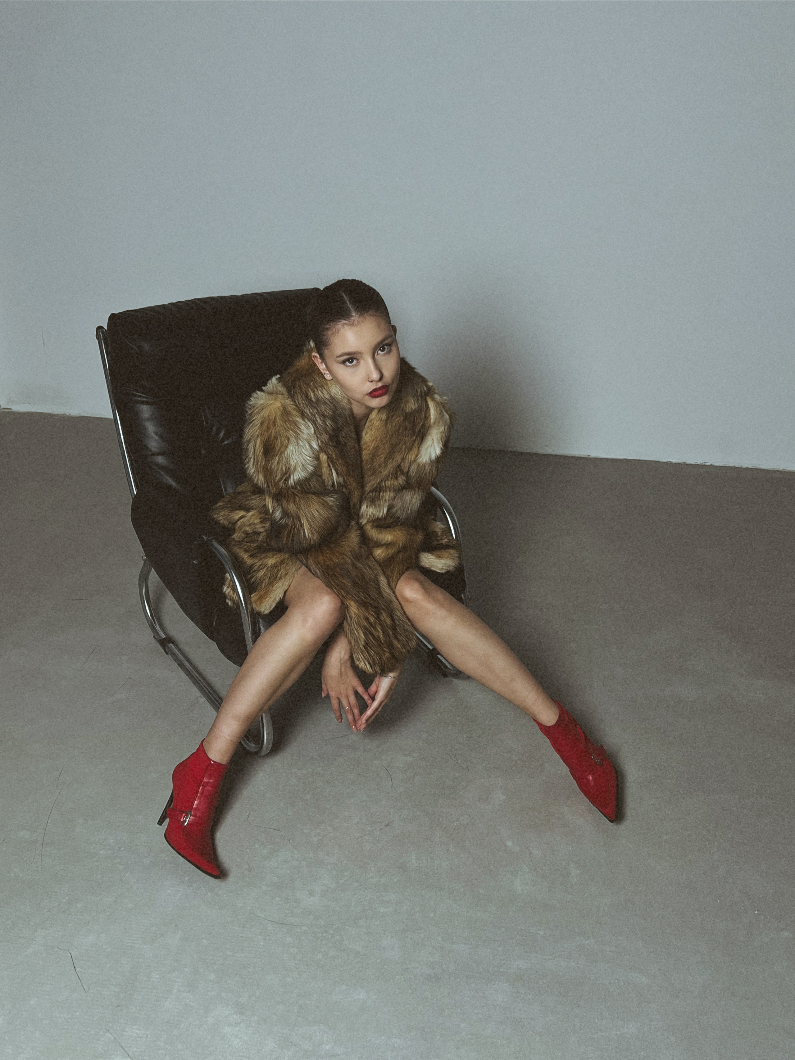 Катя — студийная съемка. Мобильный фотограф и видеограф — Алина