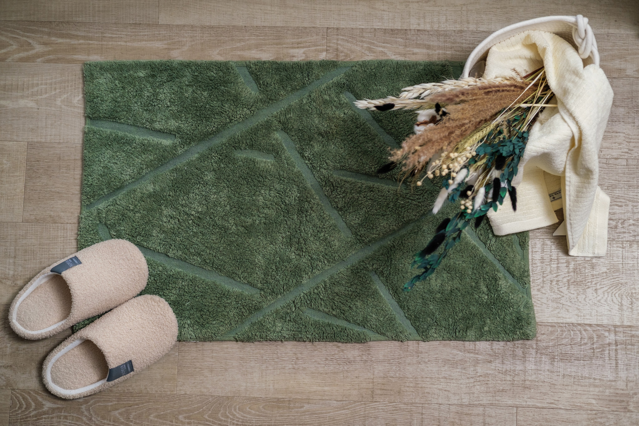 Съемка ковриков для ванны на маркетплейсы в Петербурге. Фотосессия для маркетплейсов