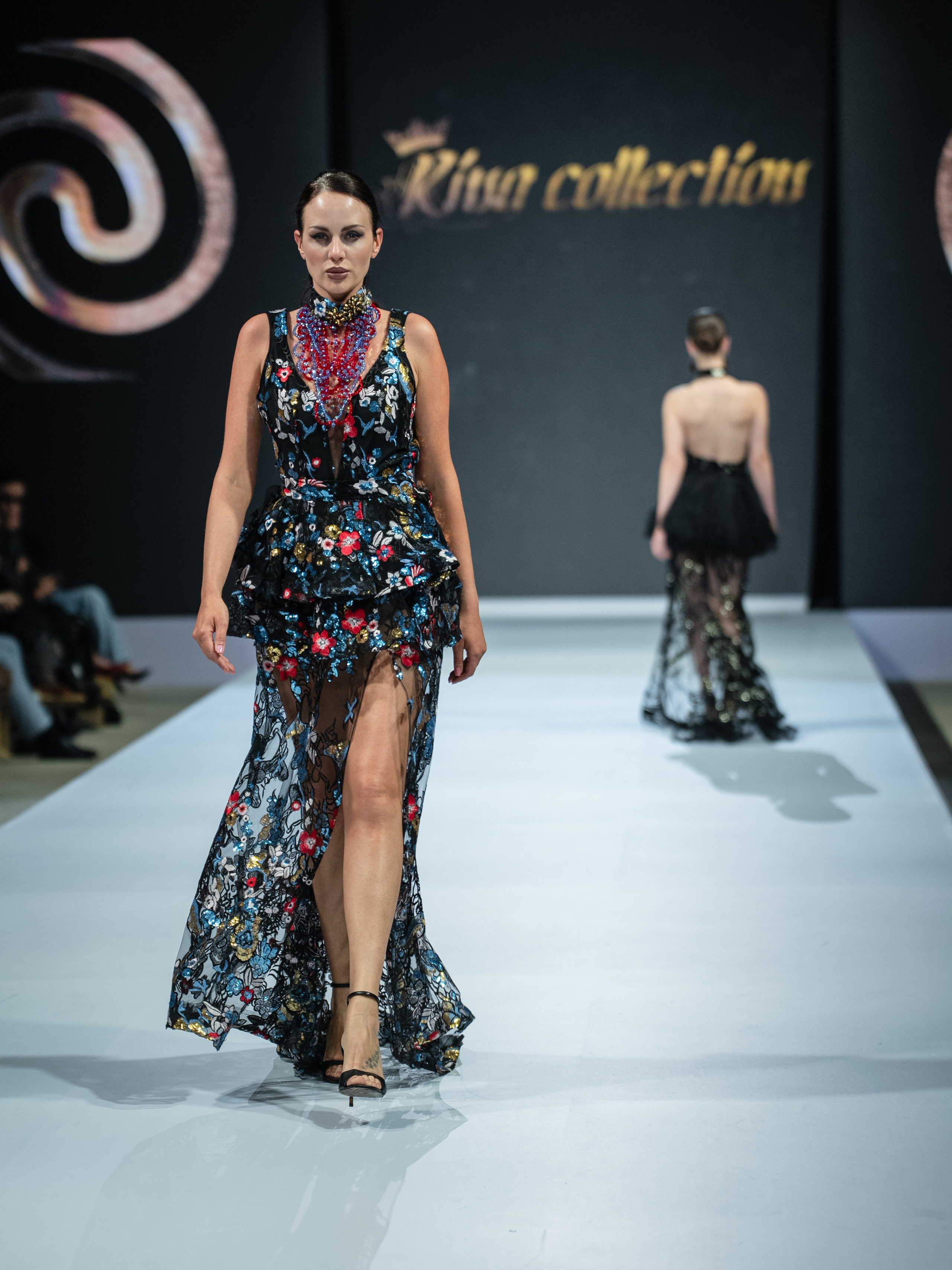 EURASIAN FASHION WEEK Rina Collection. Сайт Алматинского НЮ АРТ, будуар и фэшн фотографа Дениса Карпенко