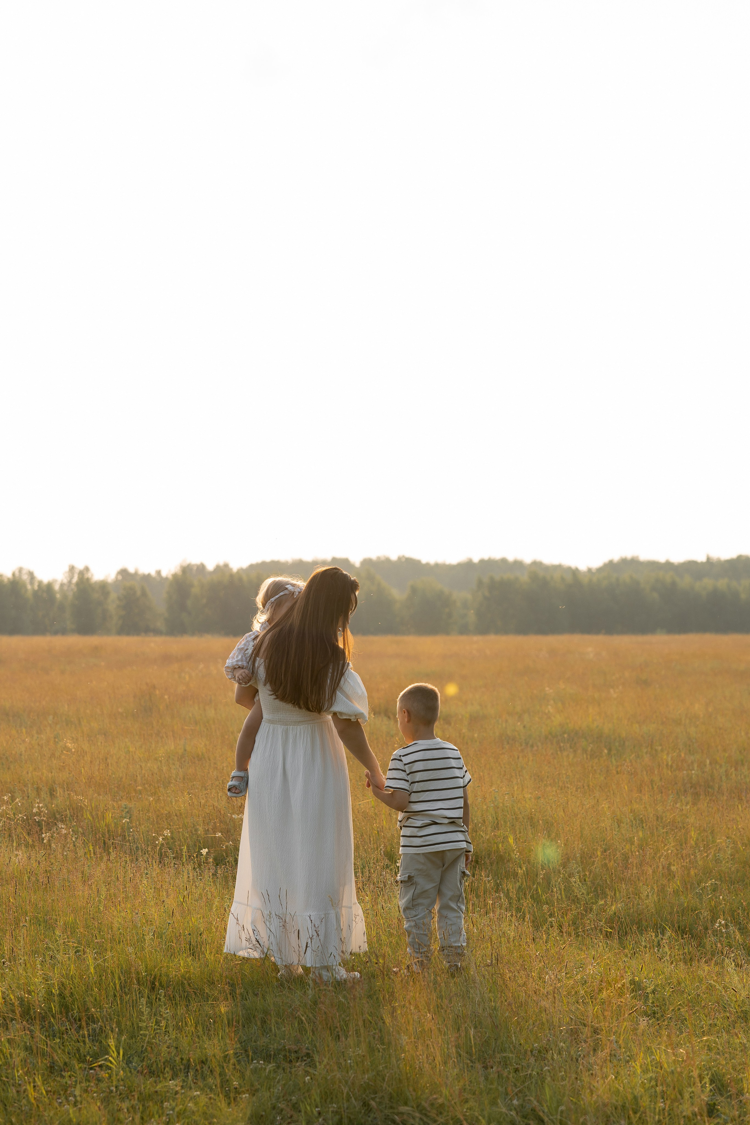 В поле. Семейный и свадебный фотограф в Челябинске Мария Леонтьева