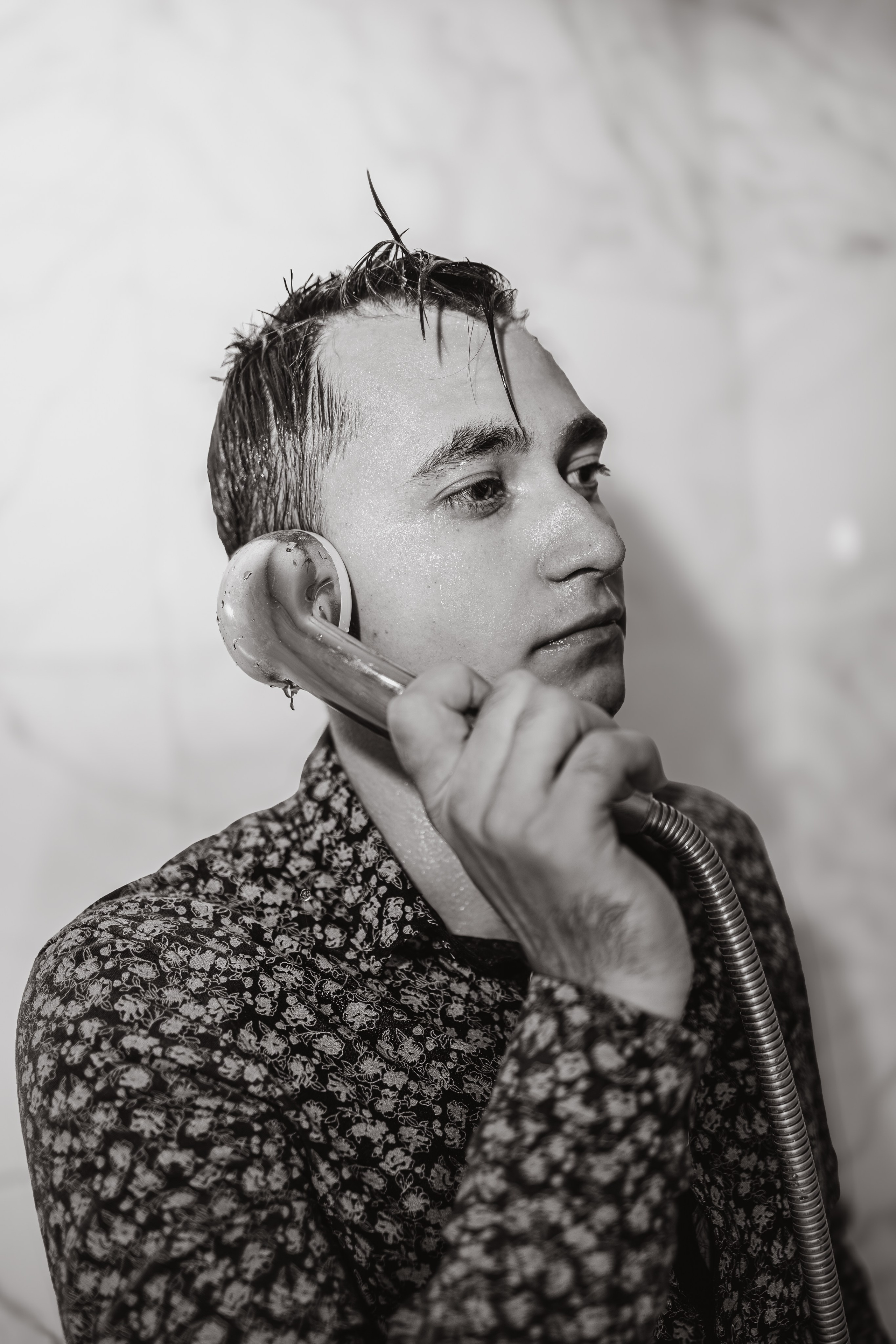 Виталий (2025) душ