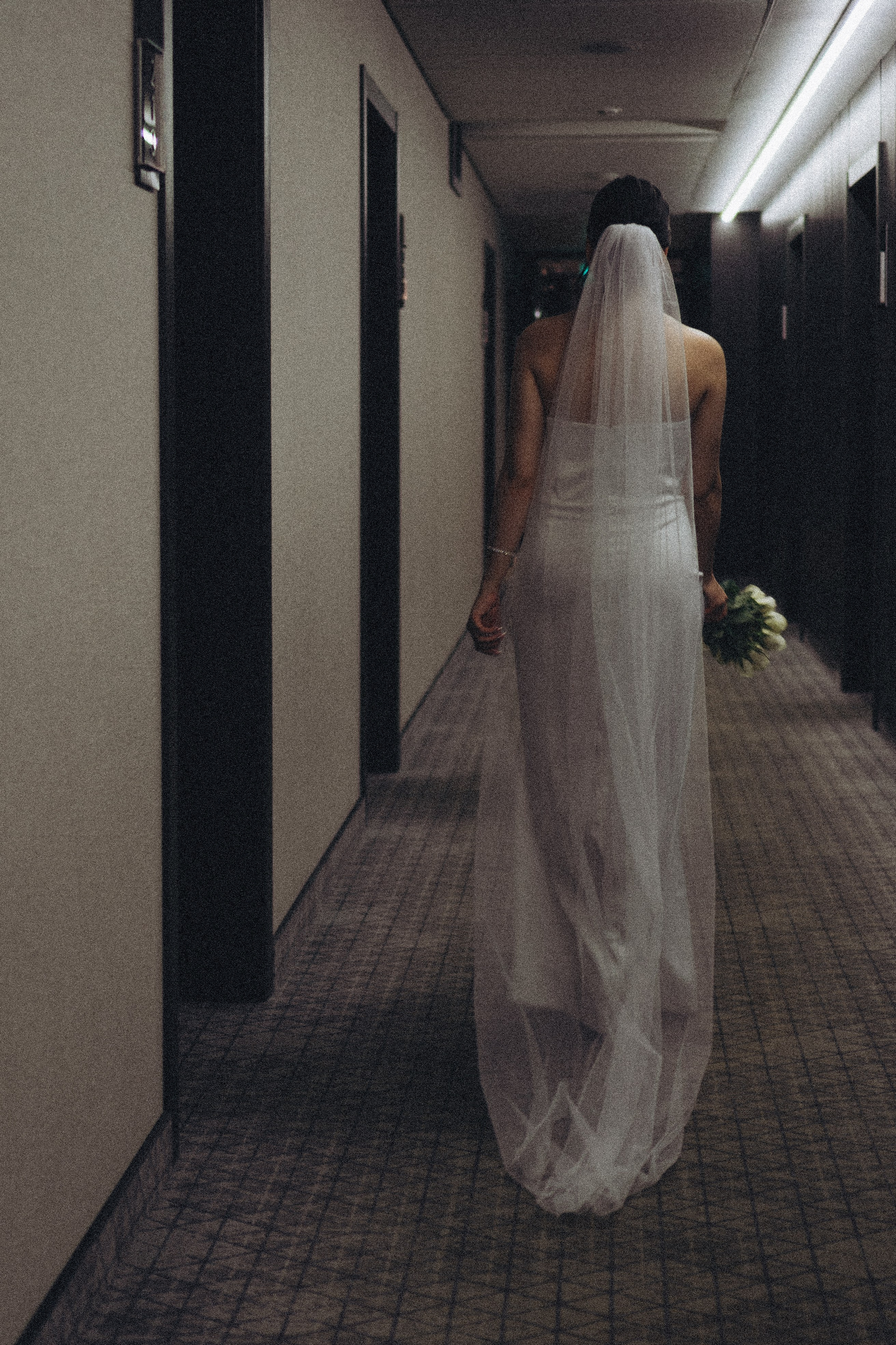 СВАДЕБНАЯ СЬЕМКА СБОРОВ ЖЕНИХА И НЕВЕСТЫ В ОТЕЛЕ И ТАКЖЕ ФОТОСЕССИИЯ В ОТЕЛЕЕ МЕГАПОЛИС БРЯНСК. Профессиональный фотограф, Санкт-Петербург — Виктория Богомолова