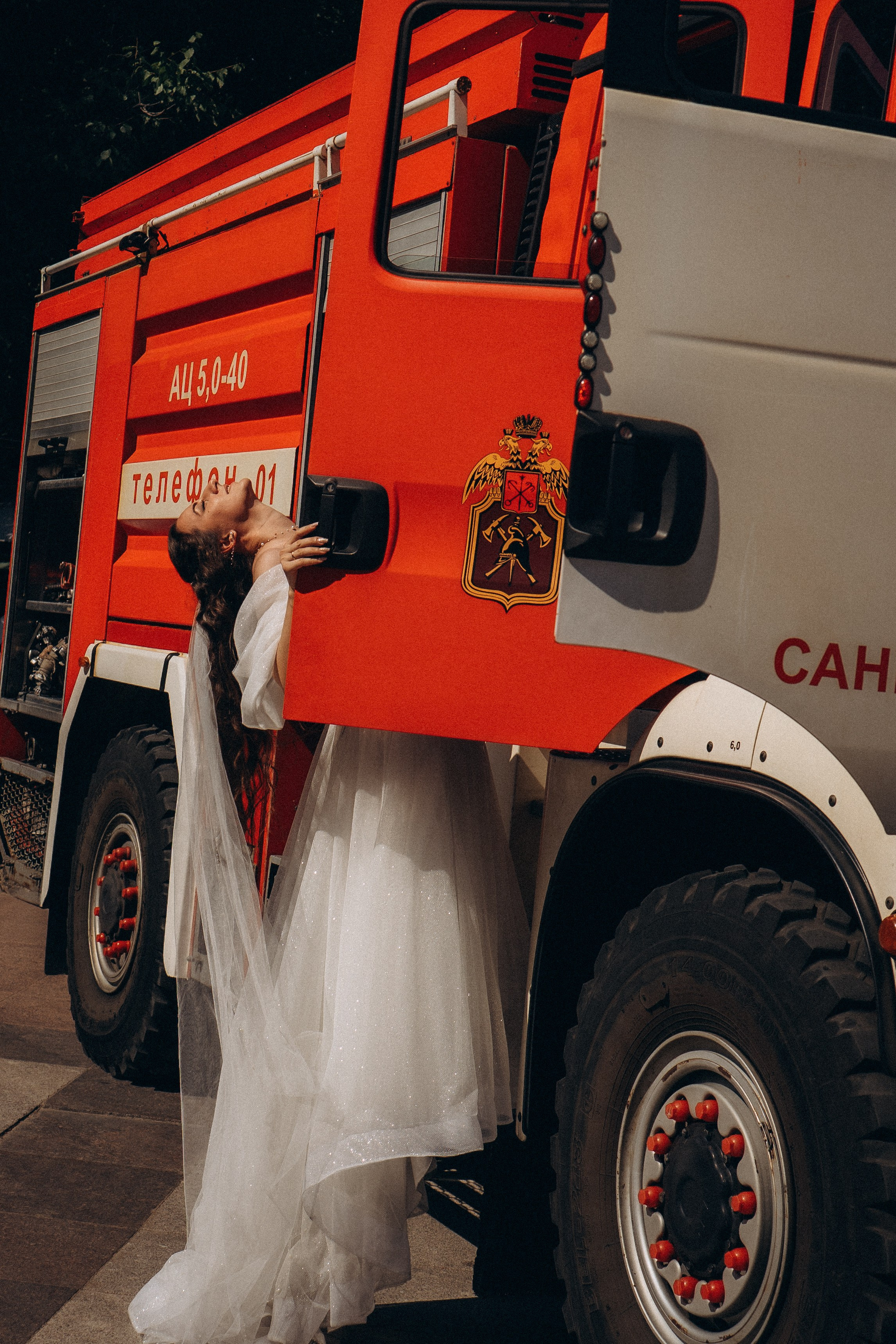 СВАДЕБНАЯ СЬЕМК В ПАРКЕ 300-ЛЕТИЯ. Профессиональный фотограф, Санкт-Петербург — Виктория Богомолова