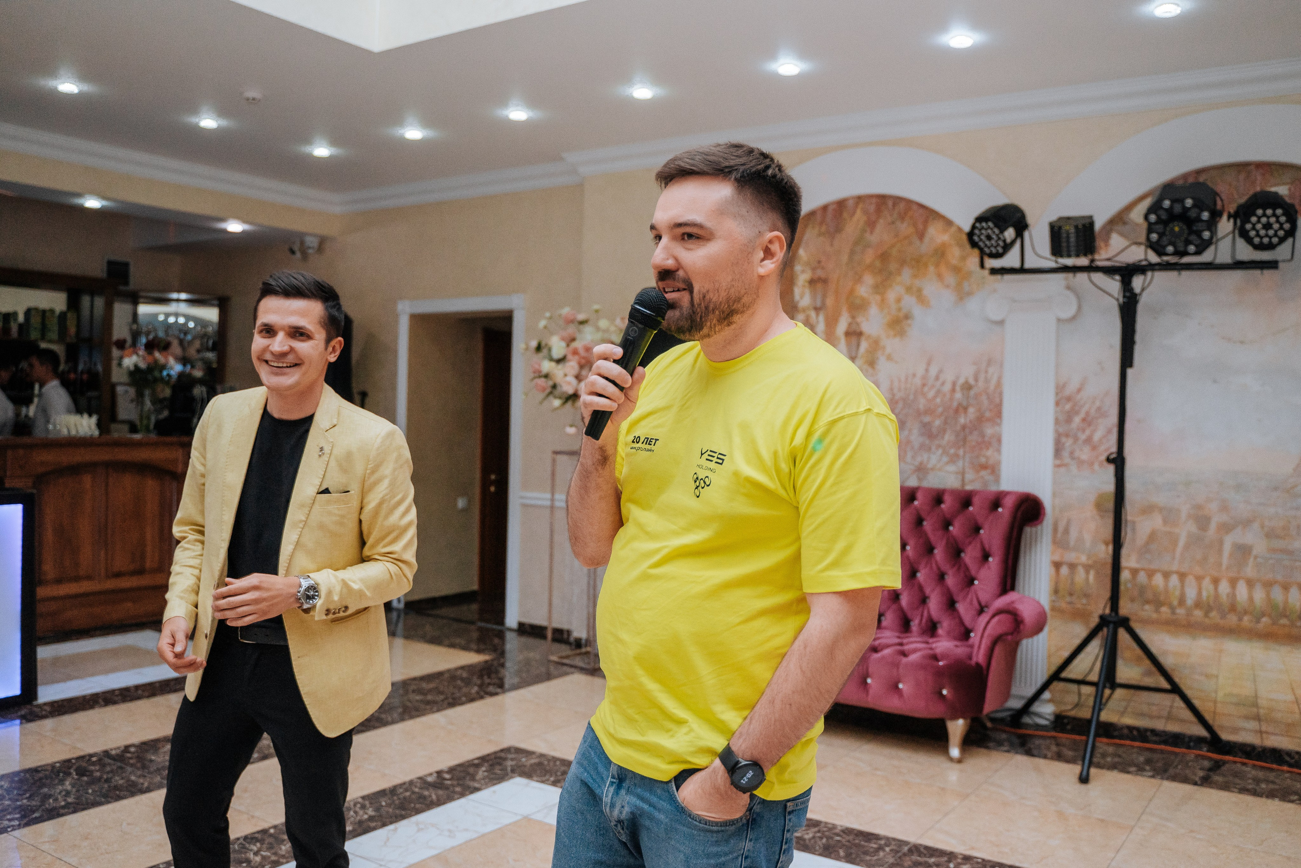 Yes Holding. Свадебный фотограф в Симферополе