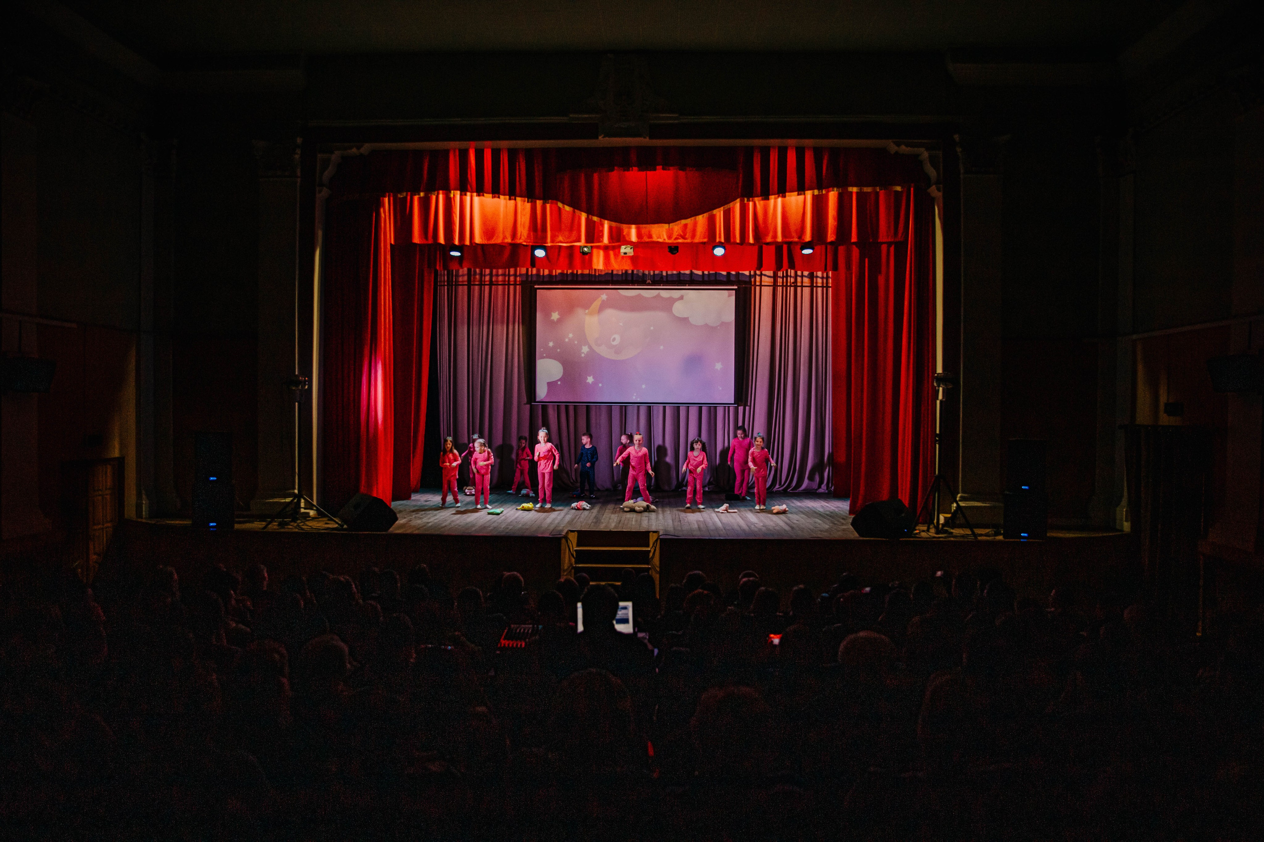 Отчетный концерт хореографического коллектива Пульс!. Фотограф Дарья Маташкова