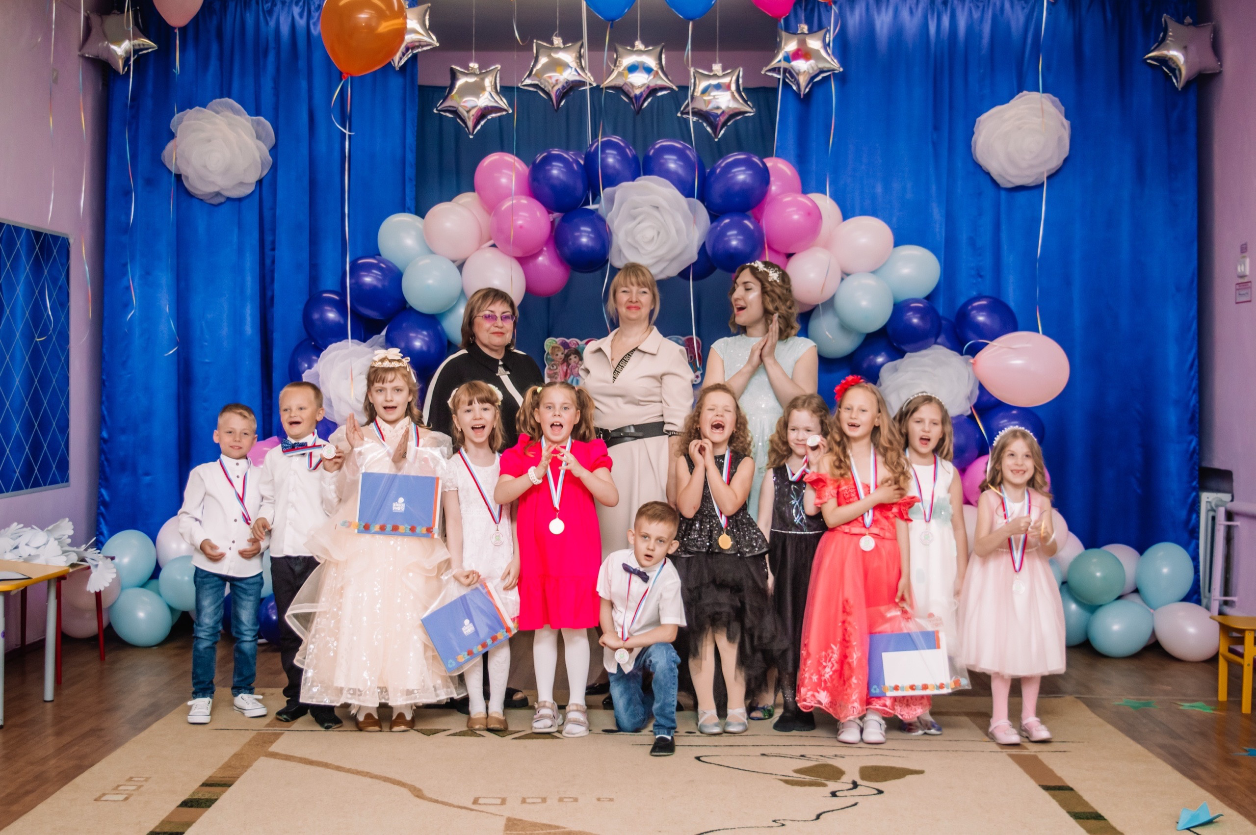 ВЫПУСКНЫЕ. Фотограф крещений, семейный фотограф Приходько Ксения