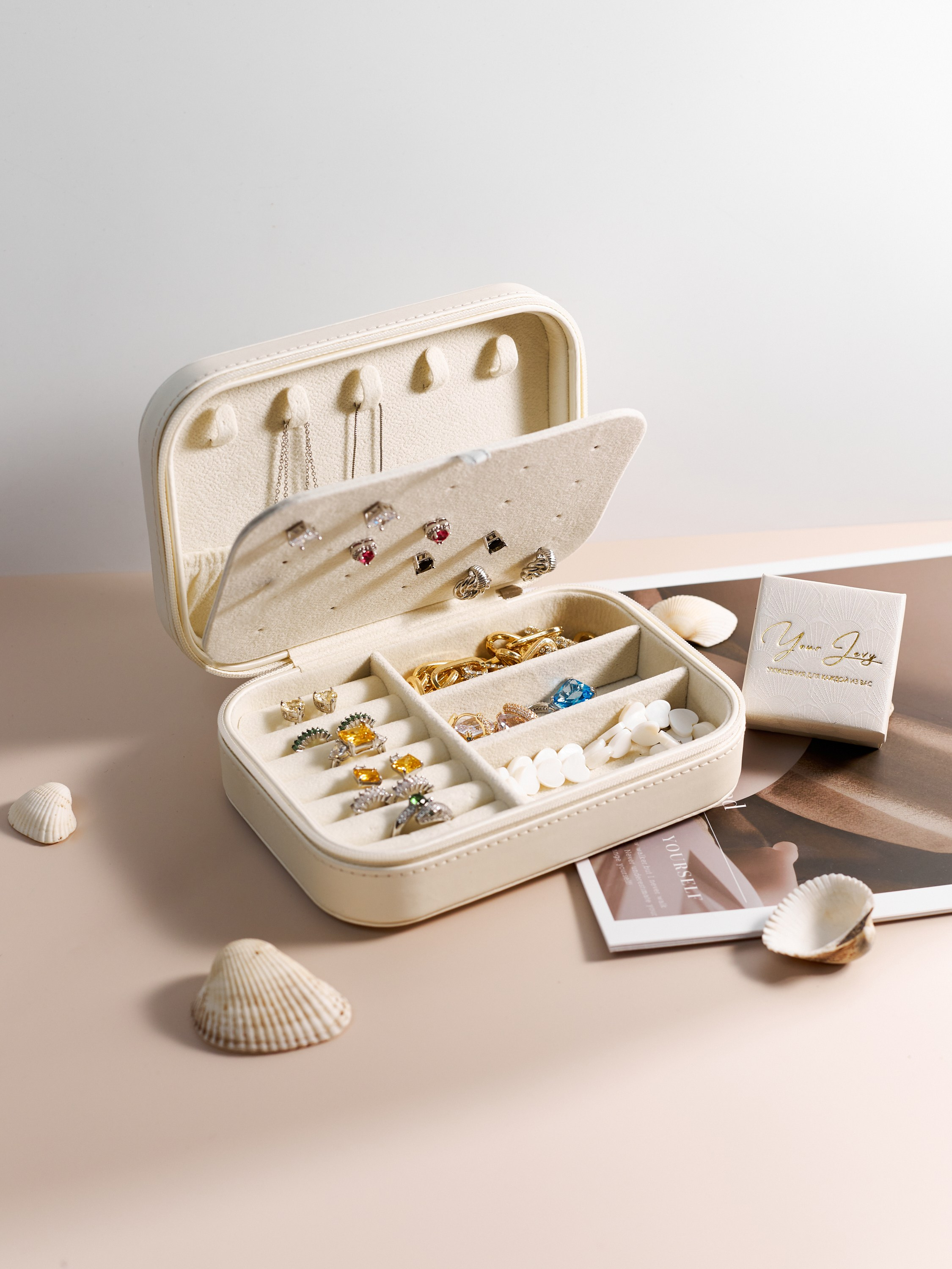 Фотосъемка шкатулок пазлов постеров Екатеринбург подарки Wildberries ВБ Ozon предметка Екб заказать цена. Фотограф Екатеринбург Анастасия Жерновская | Маркетплейсы и нейрофото