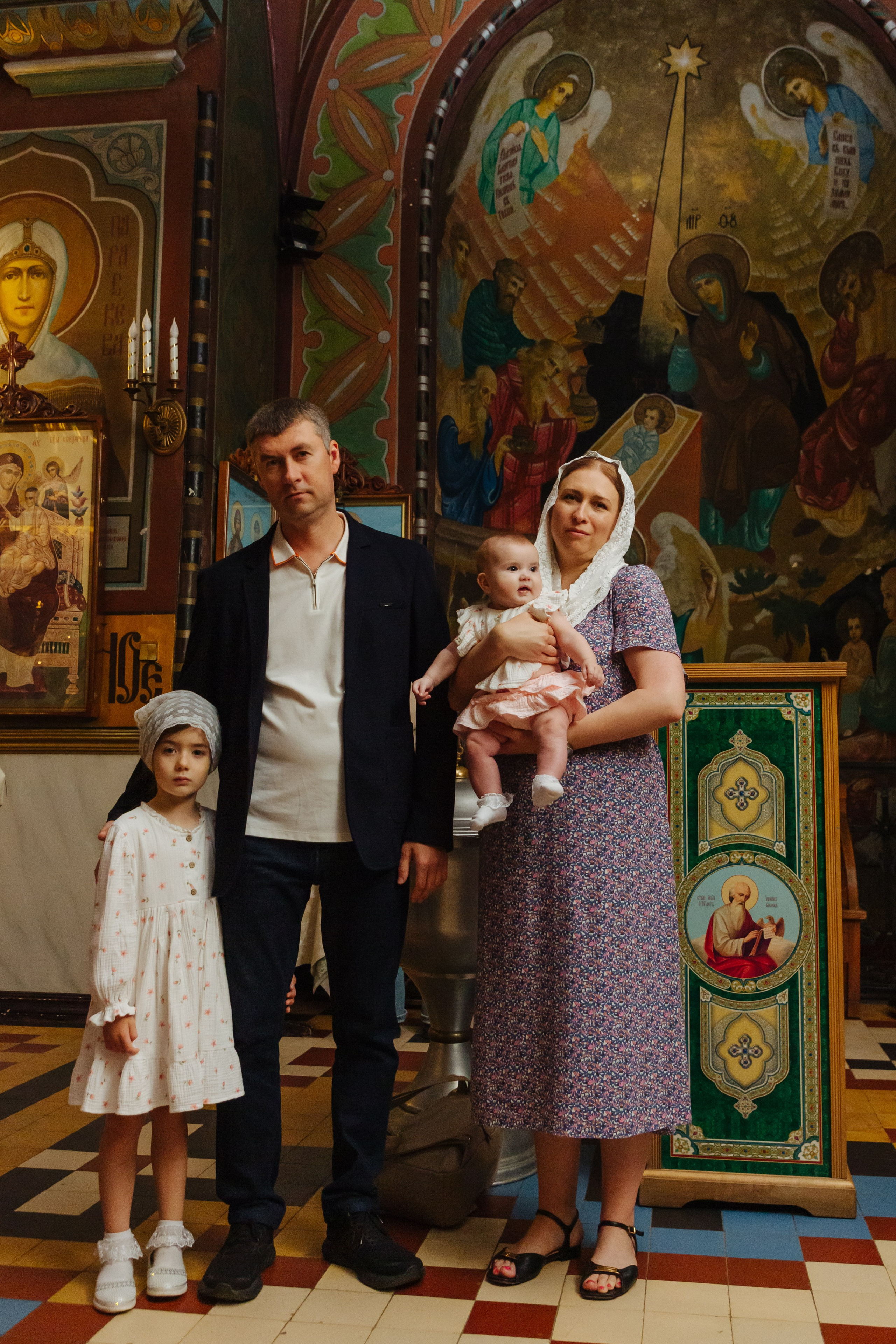 Крещение Собор Петра и Павла, г. Петергоф. Фотограф на крещение в Санкт Петербурге