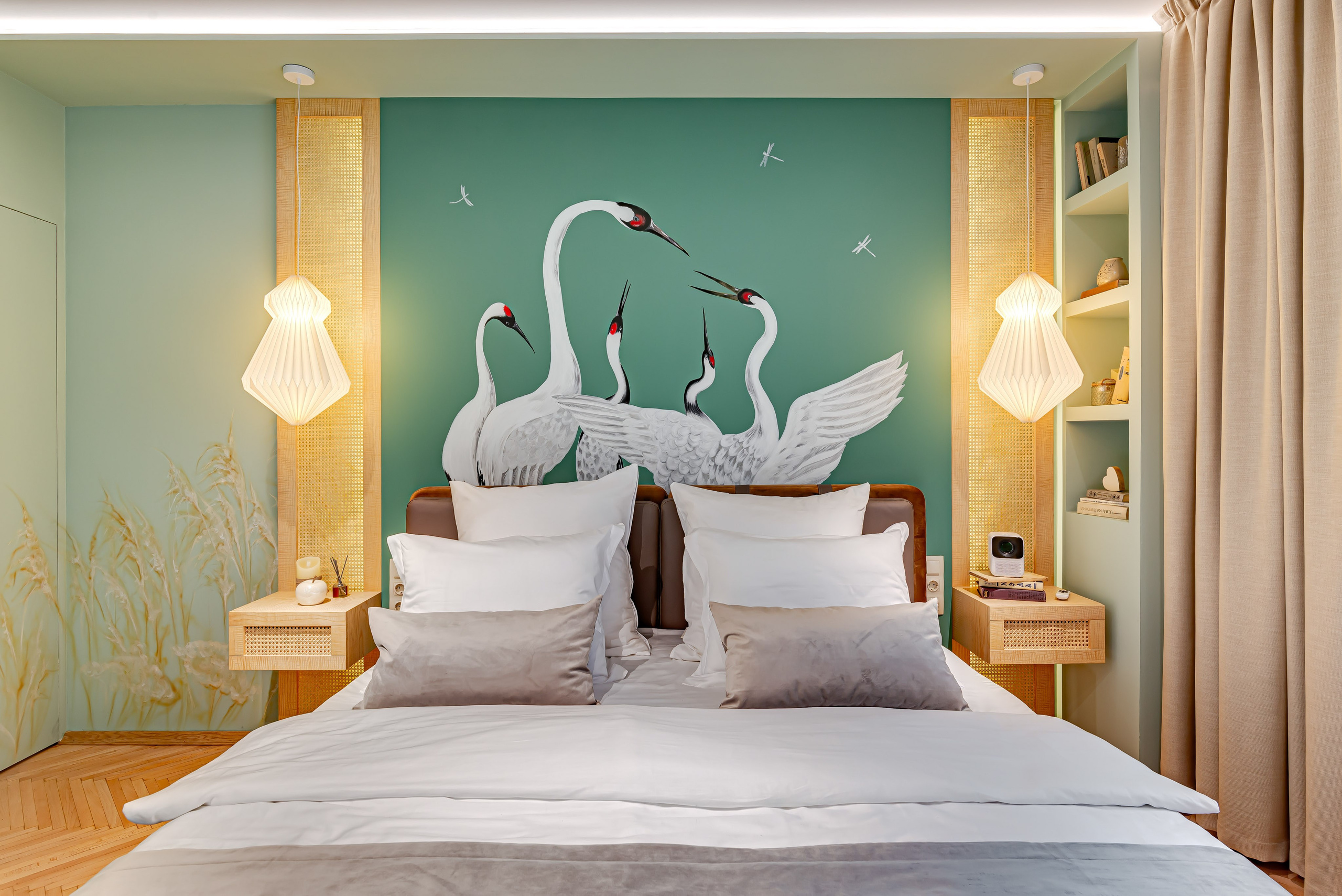 Спальня для телепроекта Большие Перемены на канале Россия 1. Интерьерная съёмка и виртуальные туры — Интерьерный фотограф Кузнецов Сергей (photopixiq)