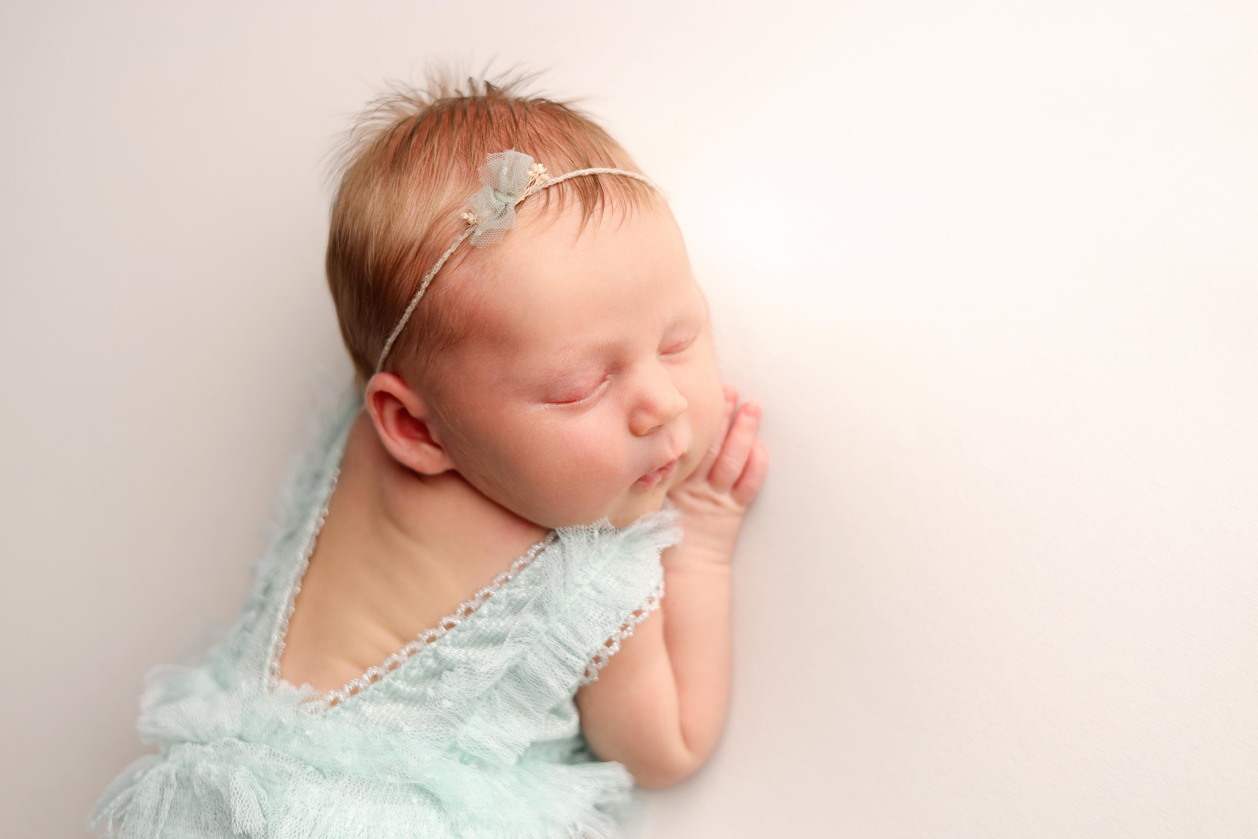 Ньюборн съемка Виктории, Максимальный пакет. Фотограф новорожденных Москва. Ньюборн фотограф Москва