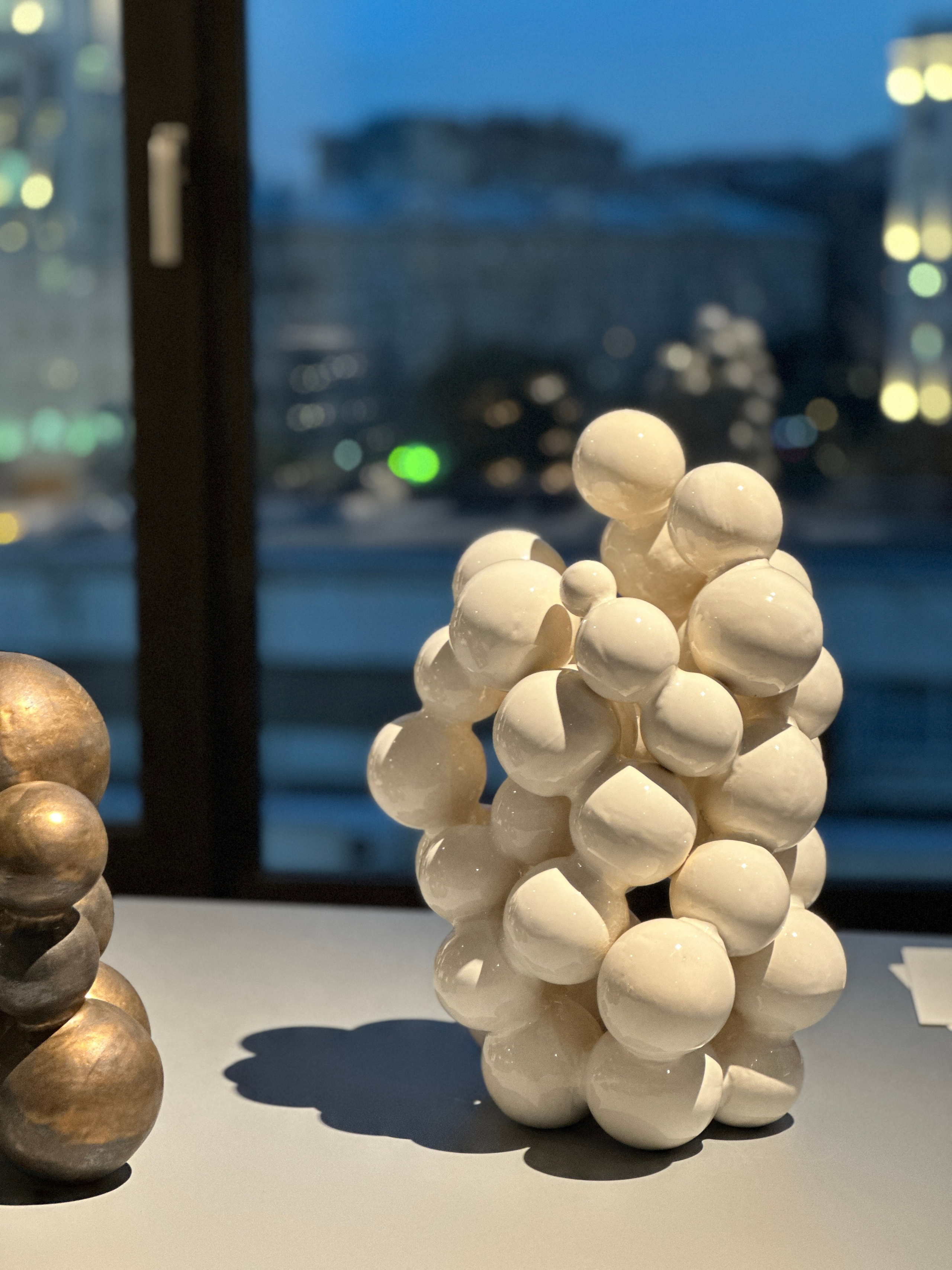 Modenature COLLECTIBLE DESIGN / Balchug Residence. Елена Алексенко, художник-керамист. @iguana-ae керамка