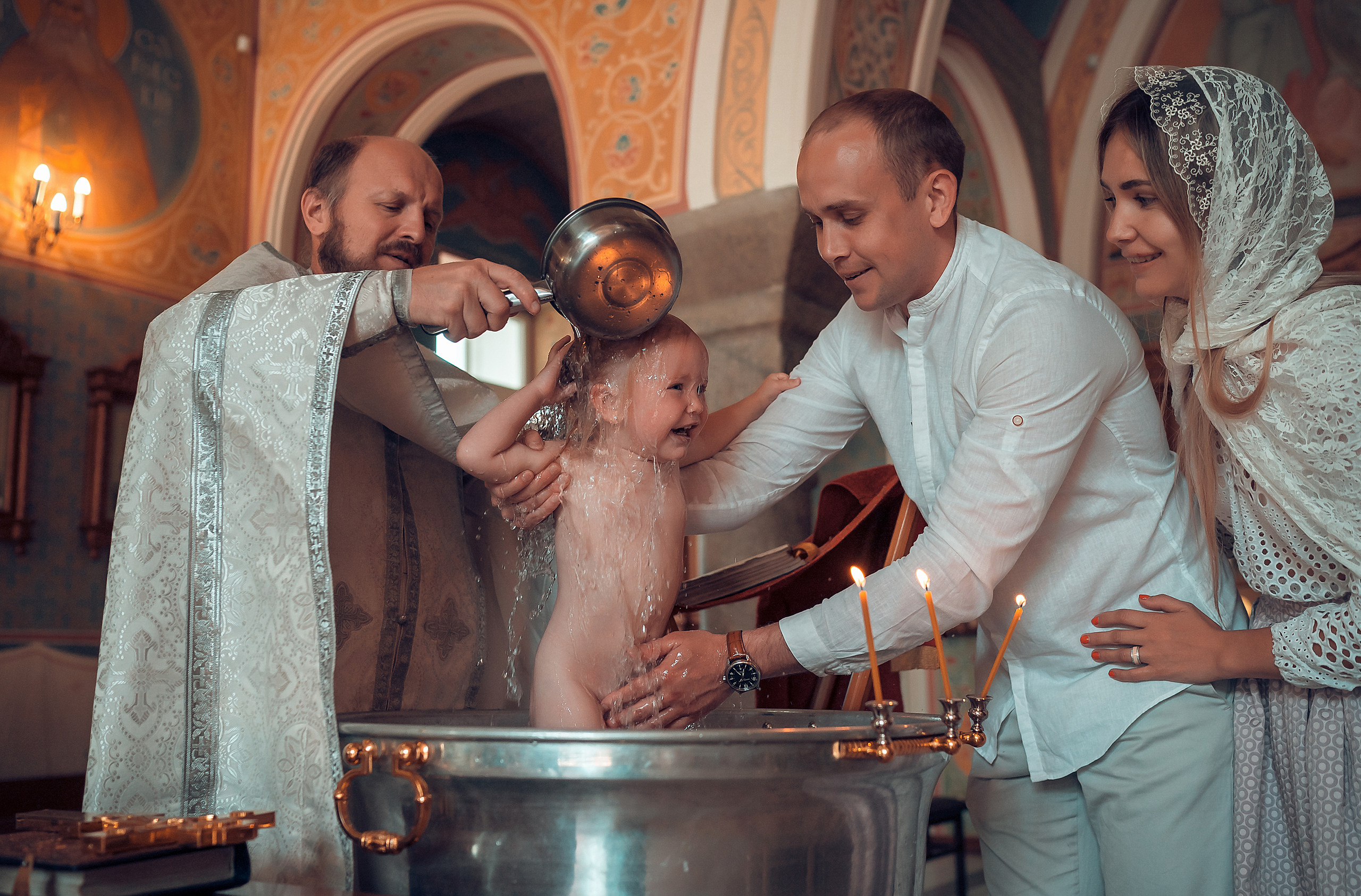 Крещение Весты Храм Иоанна Предтечи. Фотограф на Крещение и Венчание в Красноярске Рамазанова Юлия