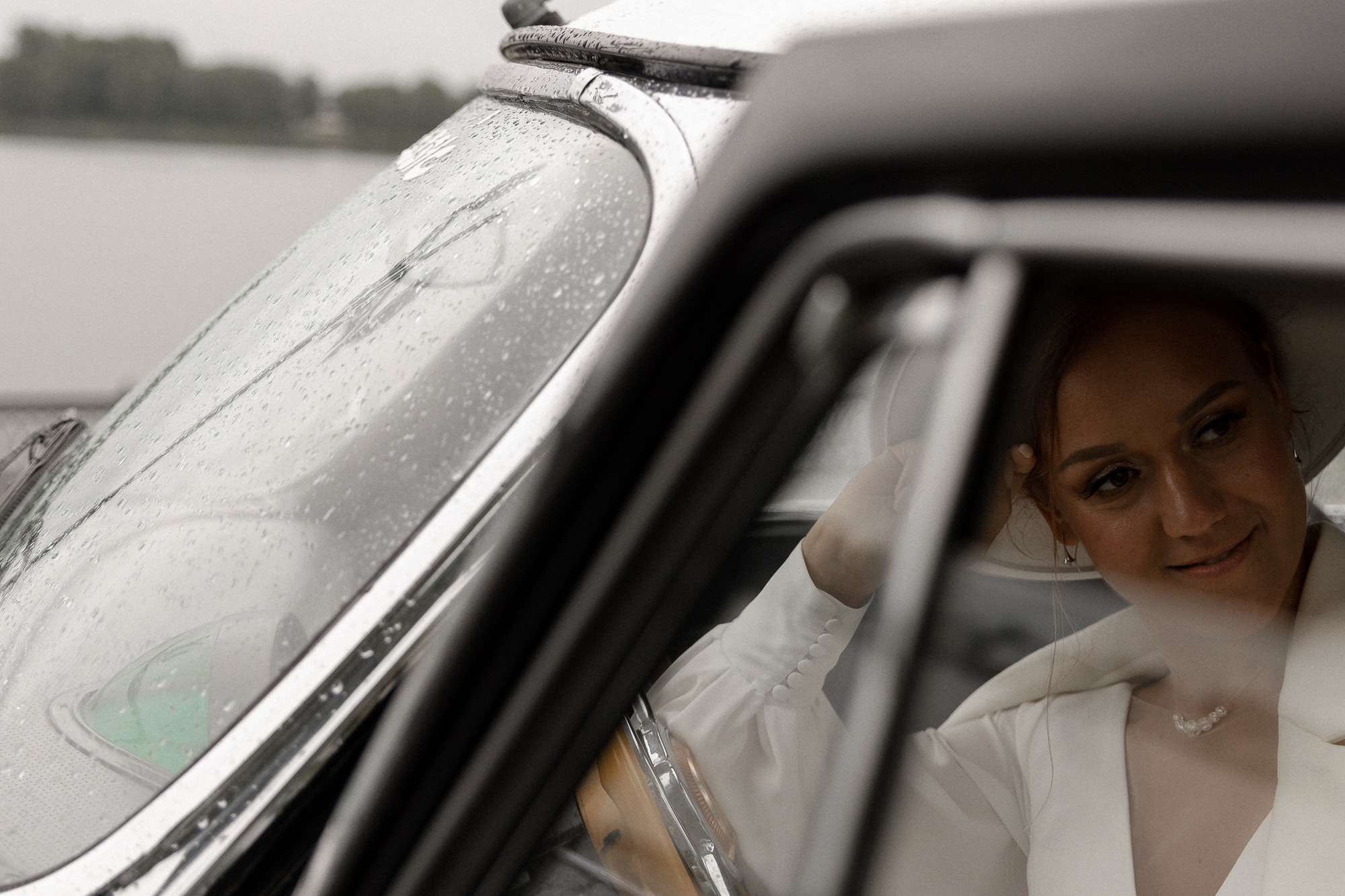 Фон ДОЖДЯ. Свадебный фотограф Ярославль, Рыбинск