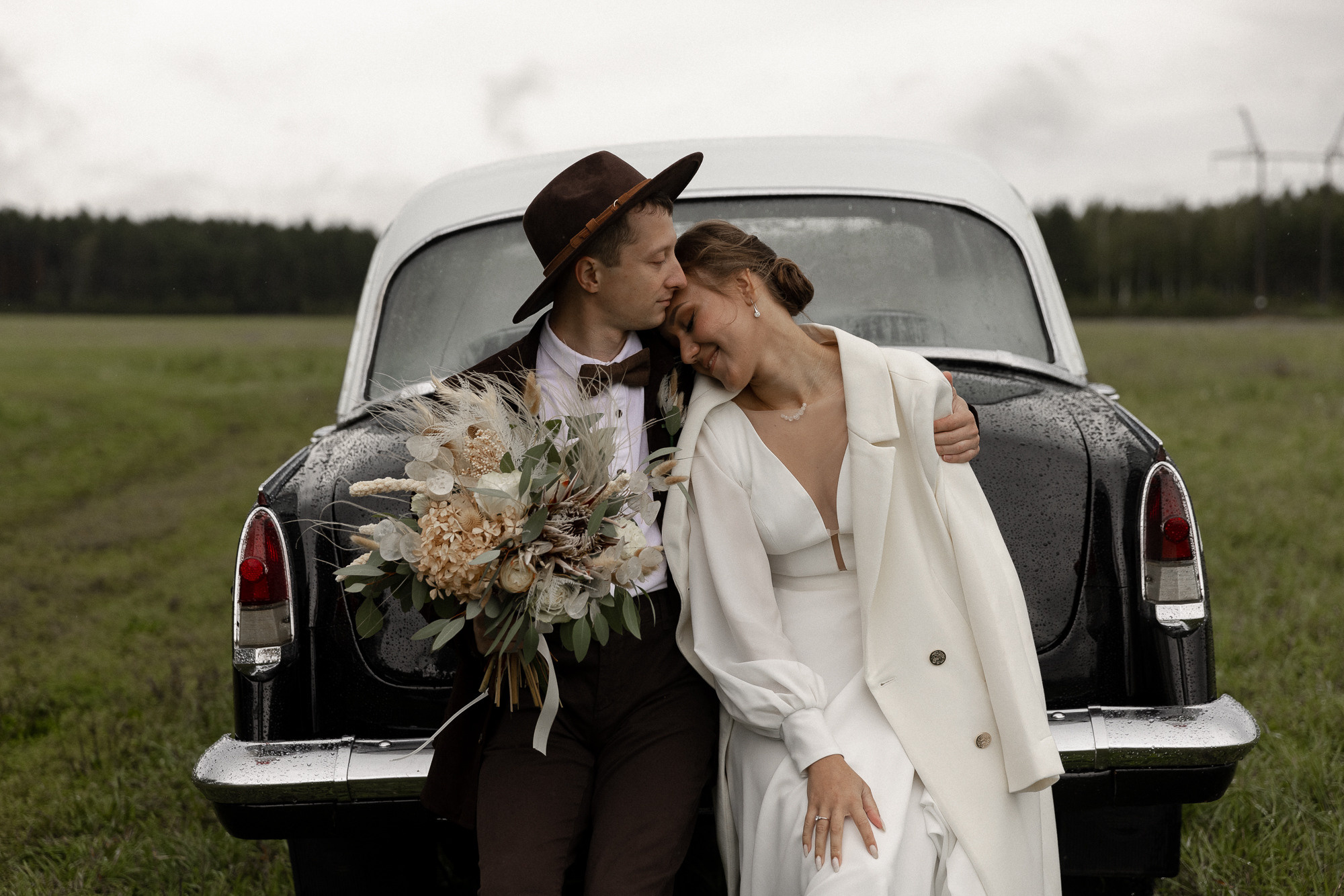 Фон ДОЖДЯ. Свадебный фотограф Ярославль, Рыбинск